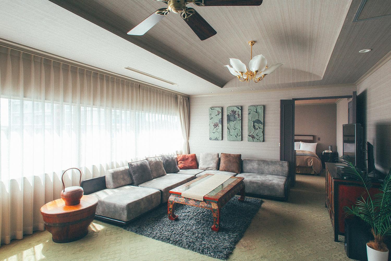 Royal Suite - Non-Smoking - Photo 10