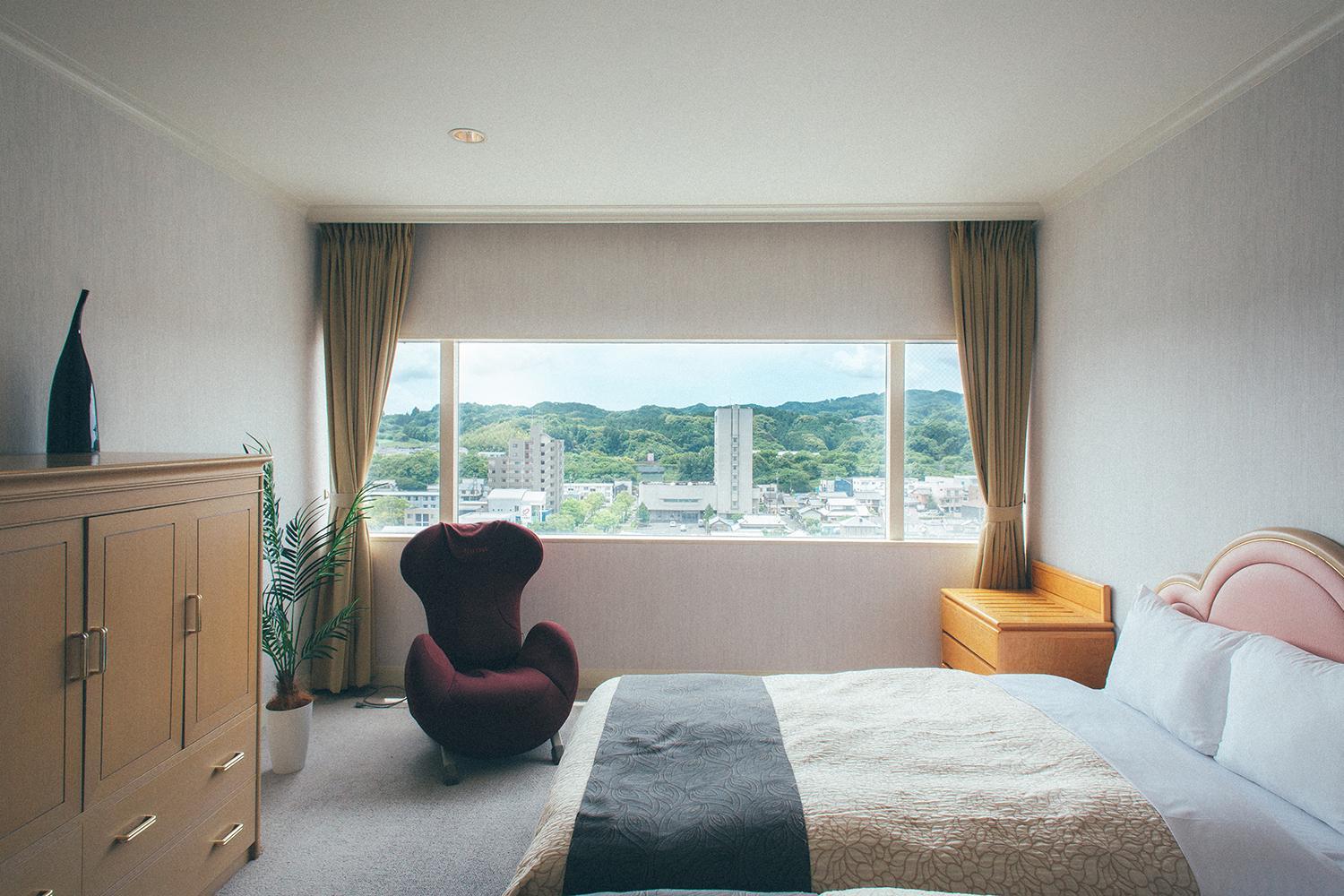 Suite - Photo 9
