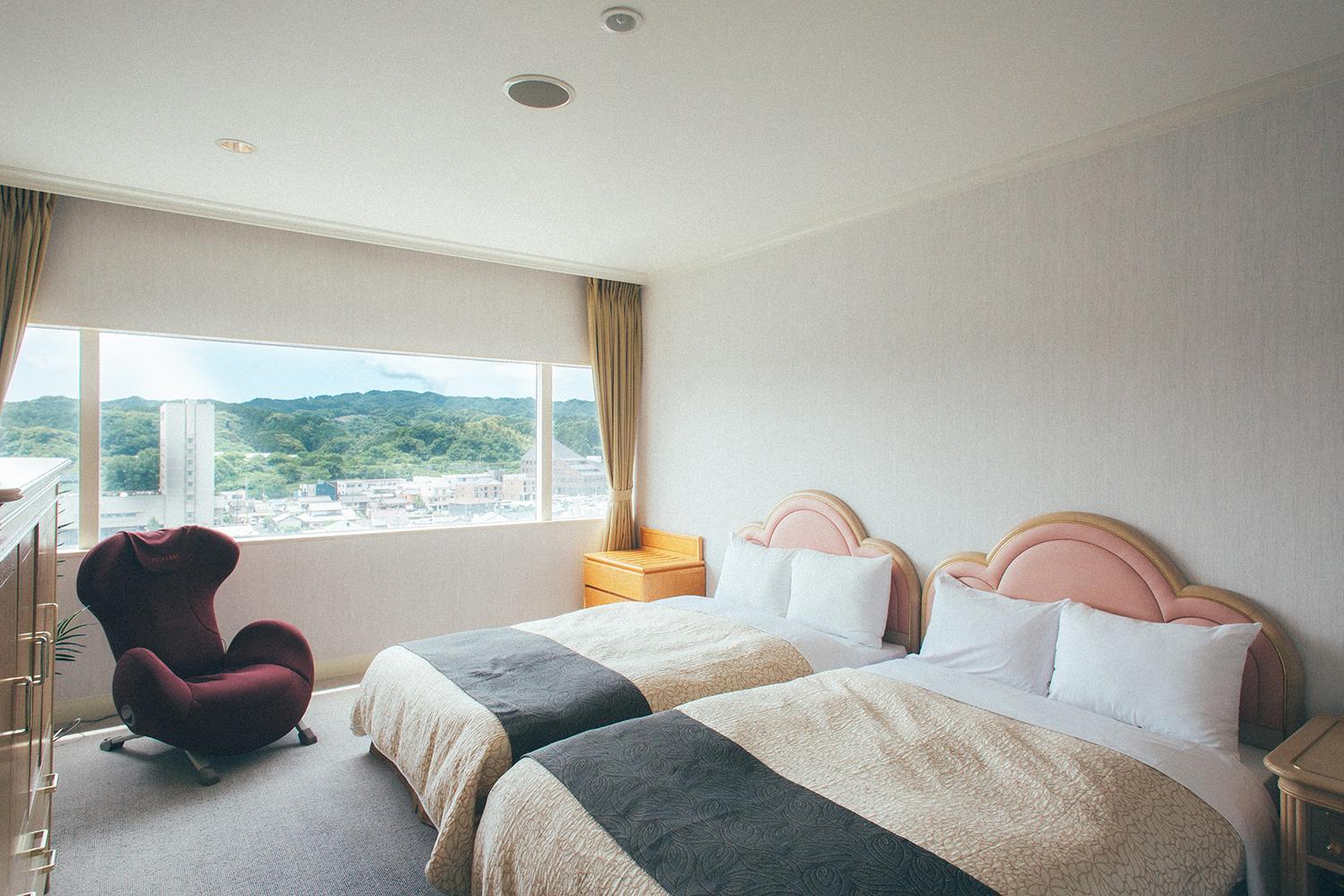 Suite - Photo 5