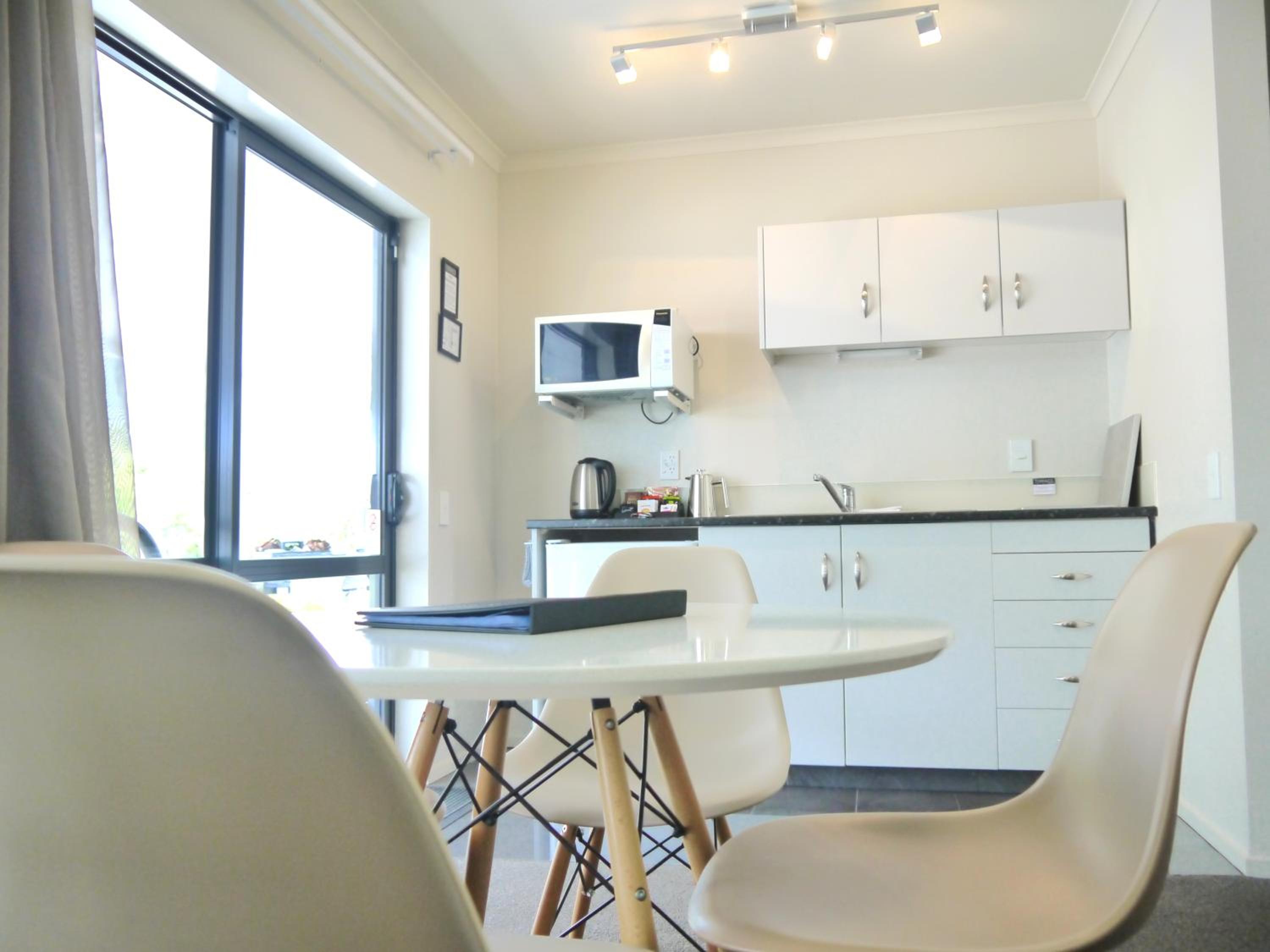 One-Bedroom Apartment - Photo 15