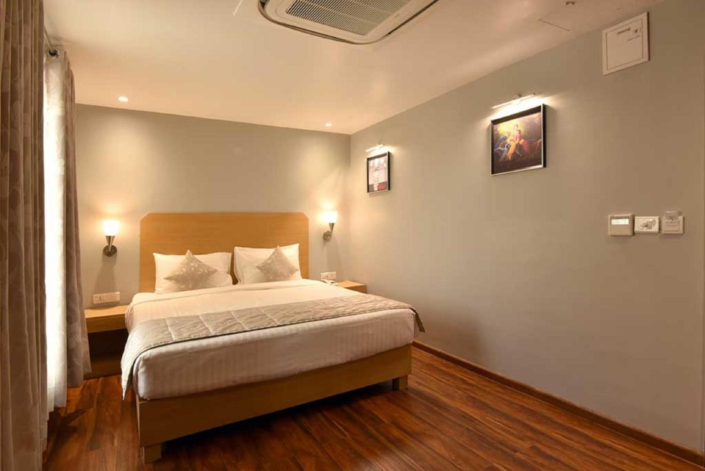 Deluxe Twin Or Double Room photo 3