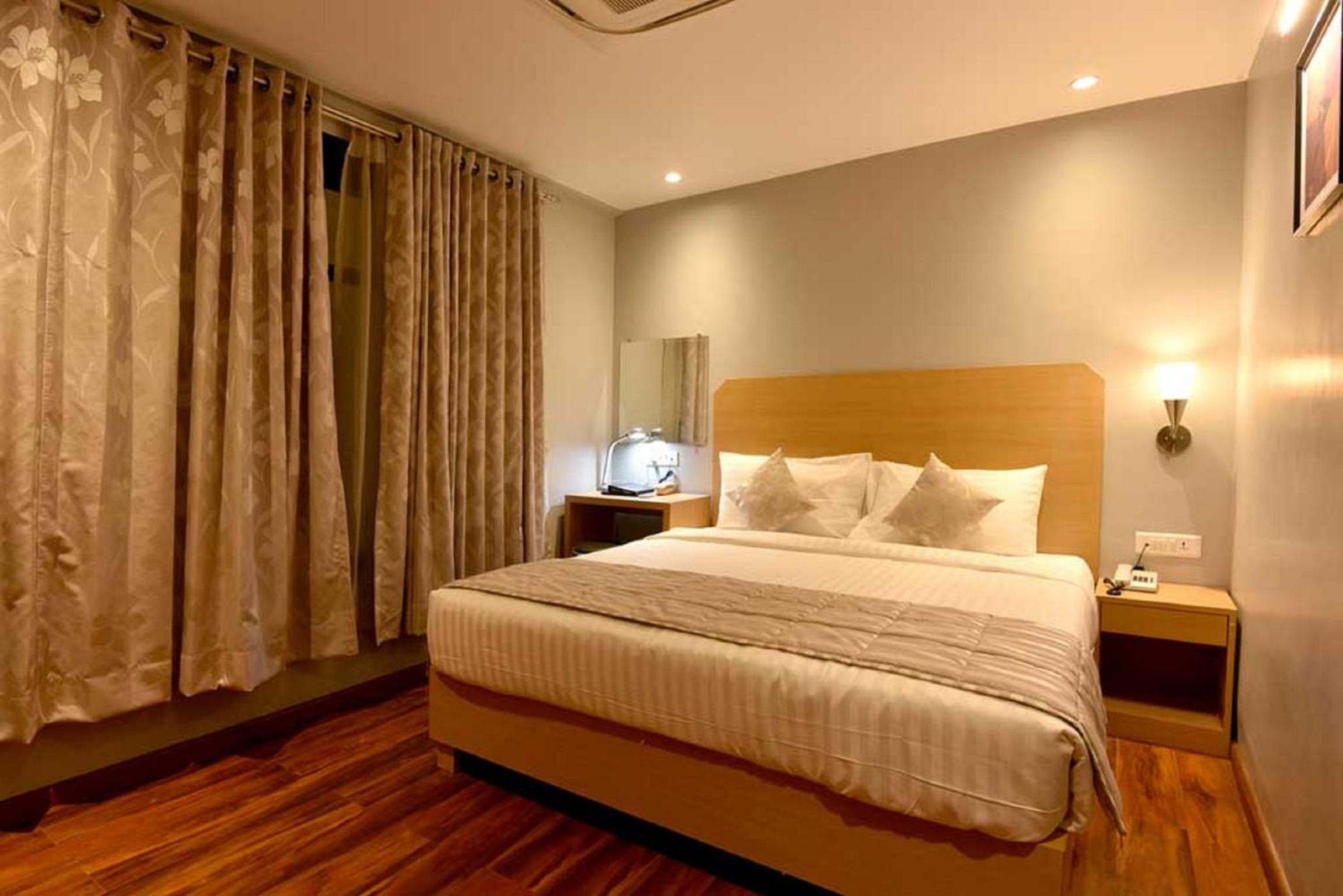 Deluxe Twin Or Double Room photo 2