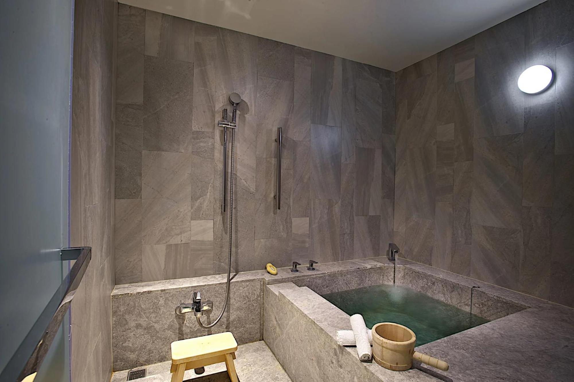 Standard Double Room (without Balcony) photo 3