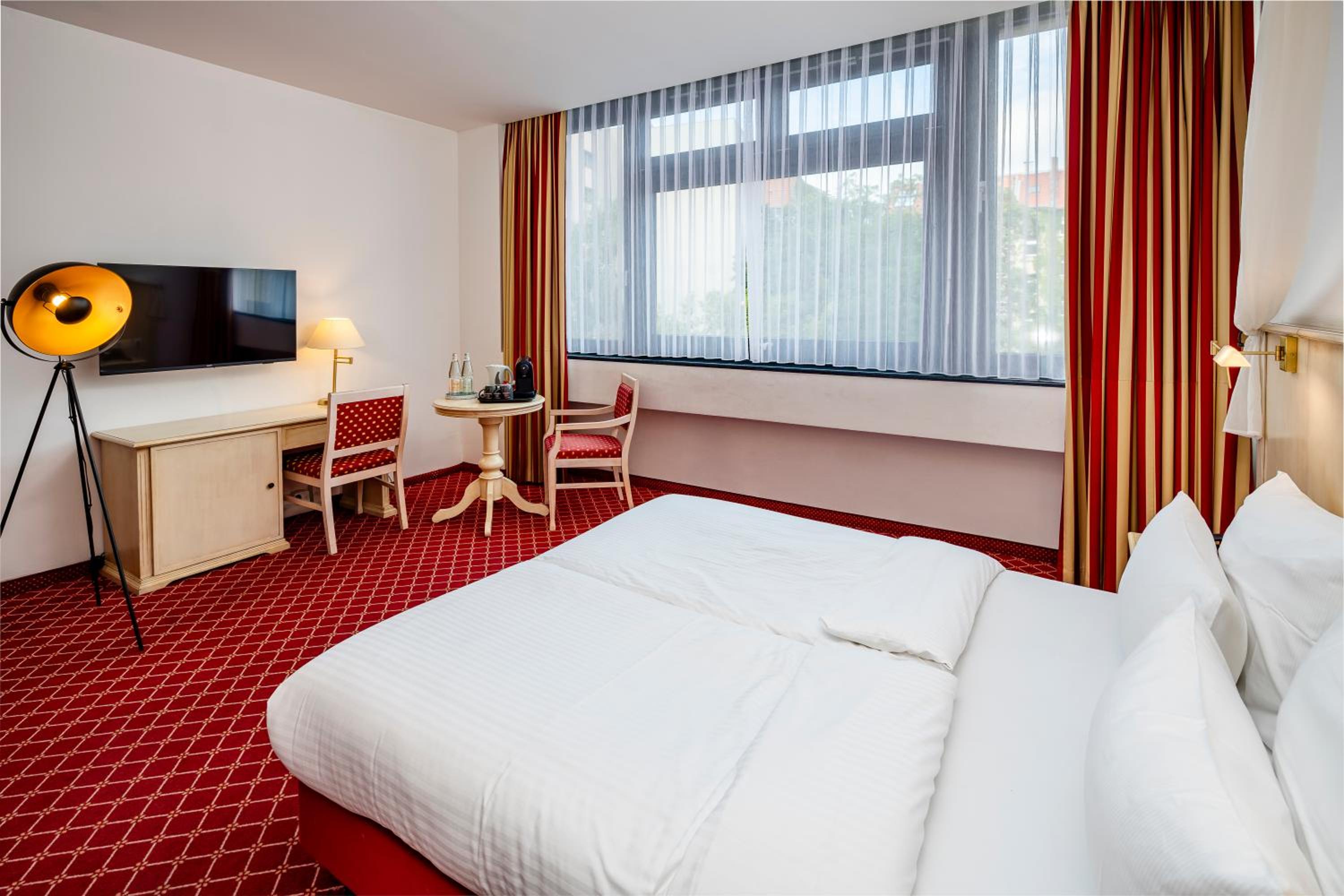 Corner Double Room