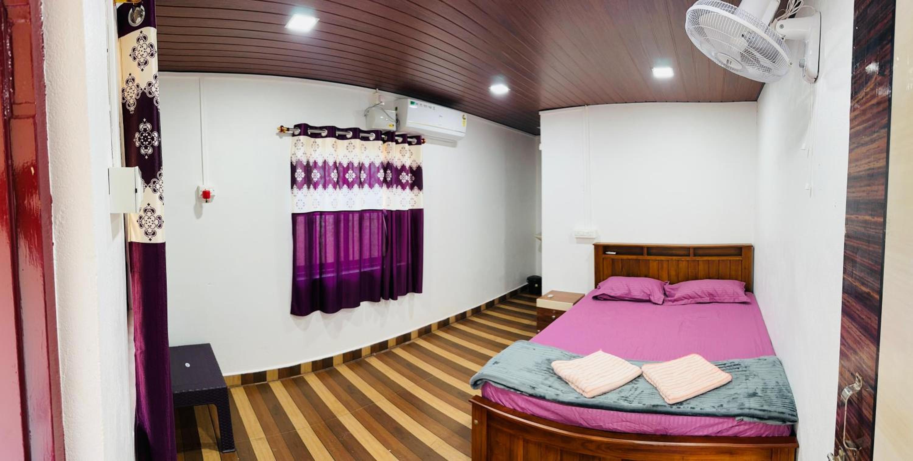Deluxe Double Room with Bath