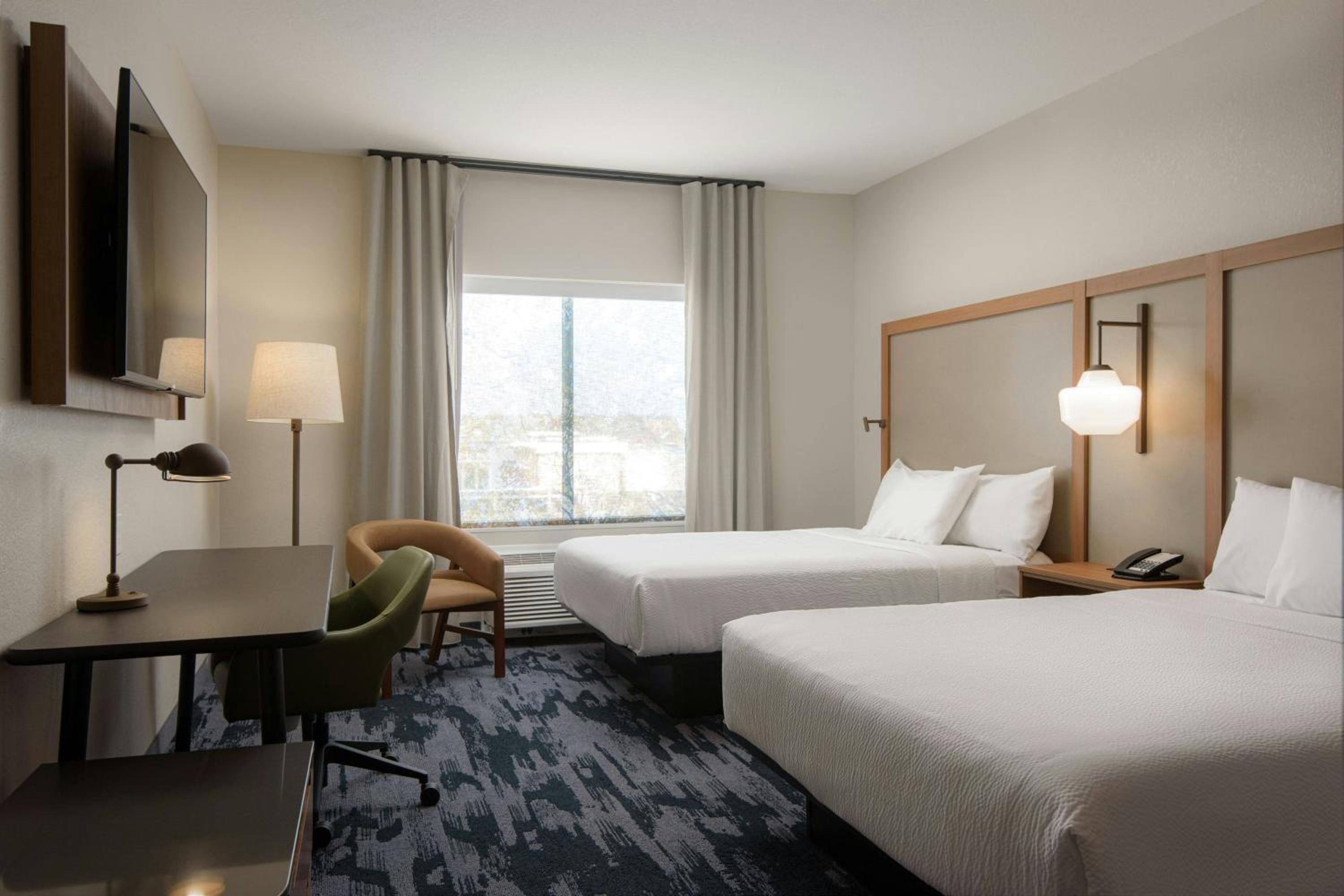 Standard Queen Room with Two Queen Beds - Hearing Accessible photo 1