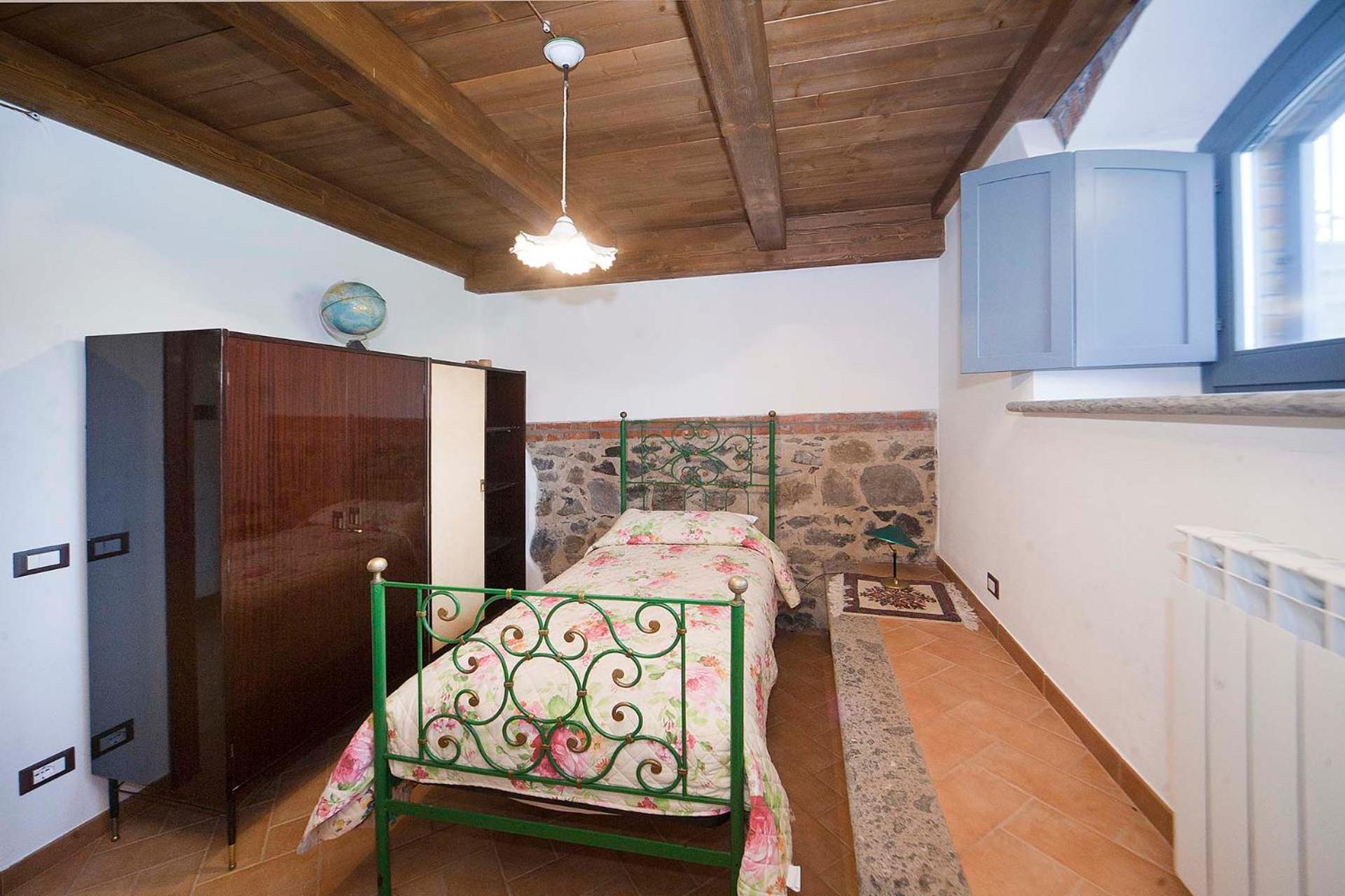 Three-Bedroom Deluxe Apartment photo 2