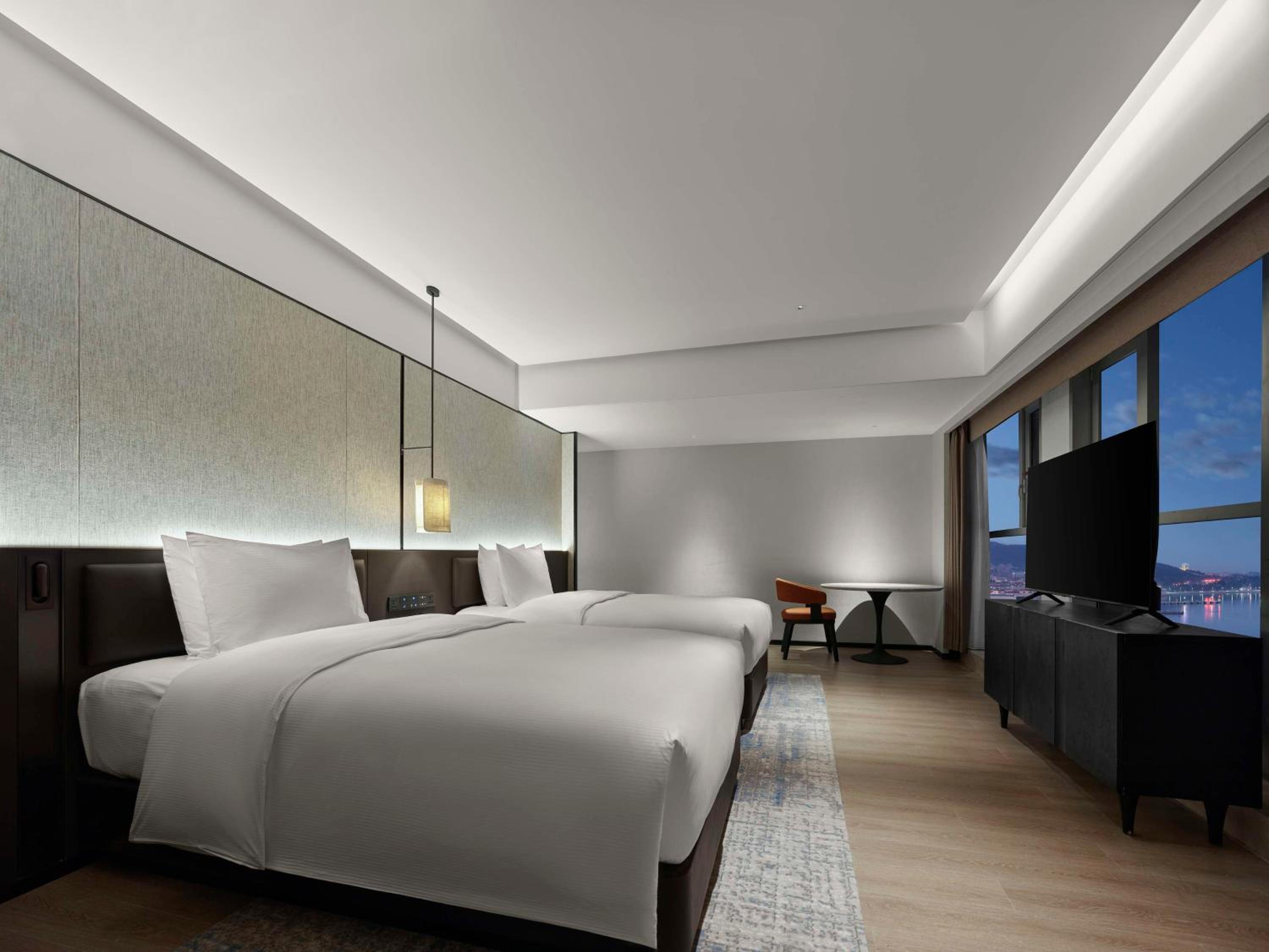 Deluxe Twin Room with Sea View