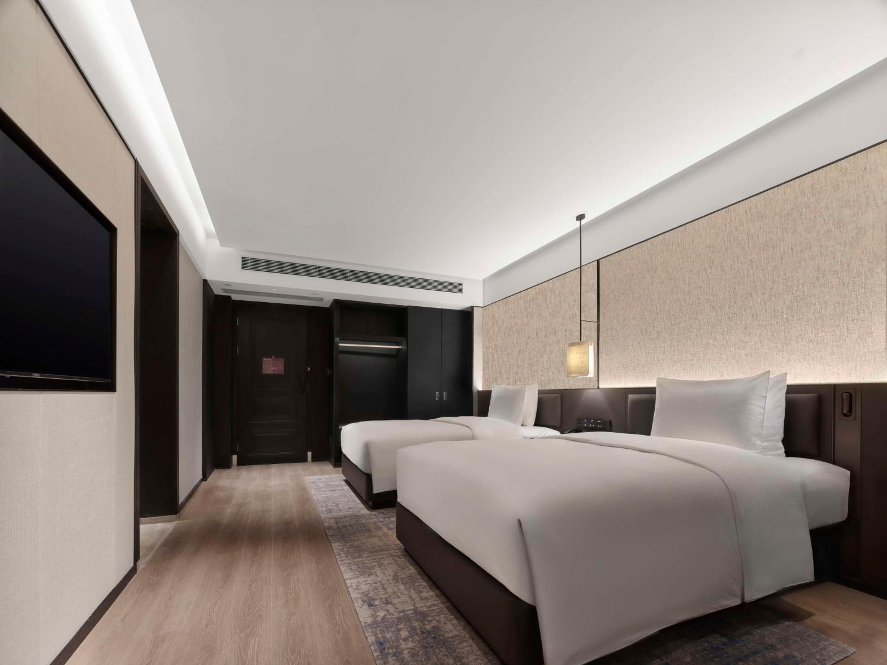 Twin Room - High Floor photo 3