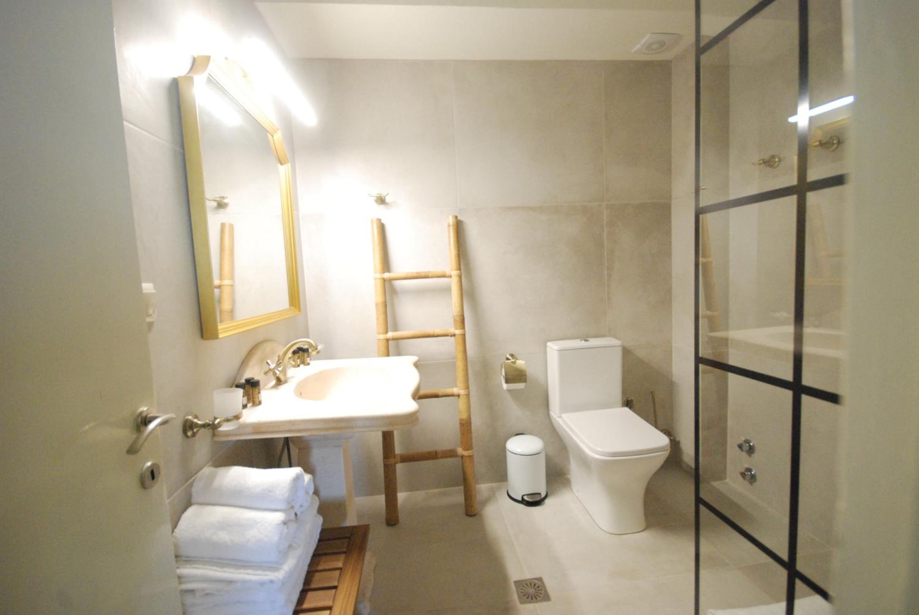Large Two Bedroom Sea Collection photo 1