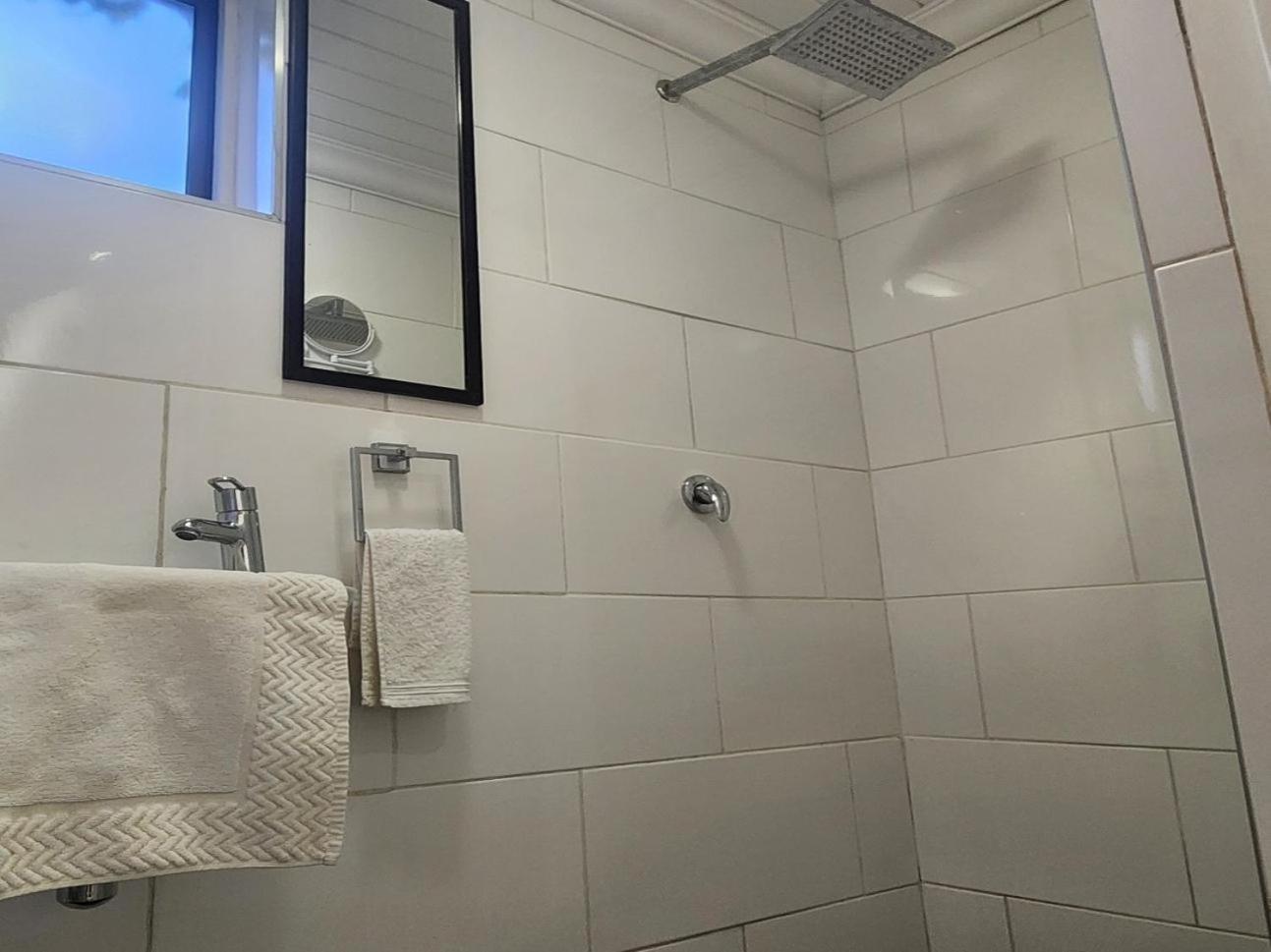Standard Single Room photo 2