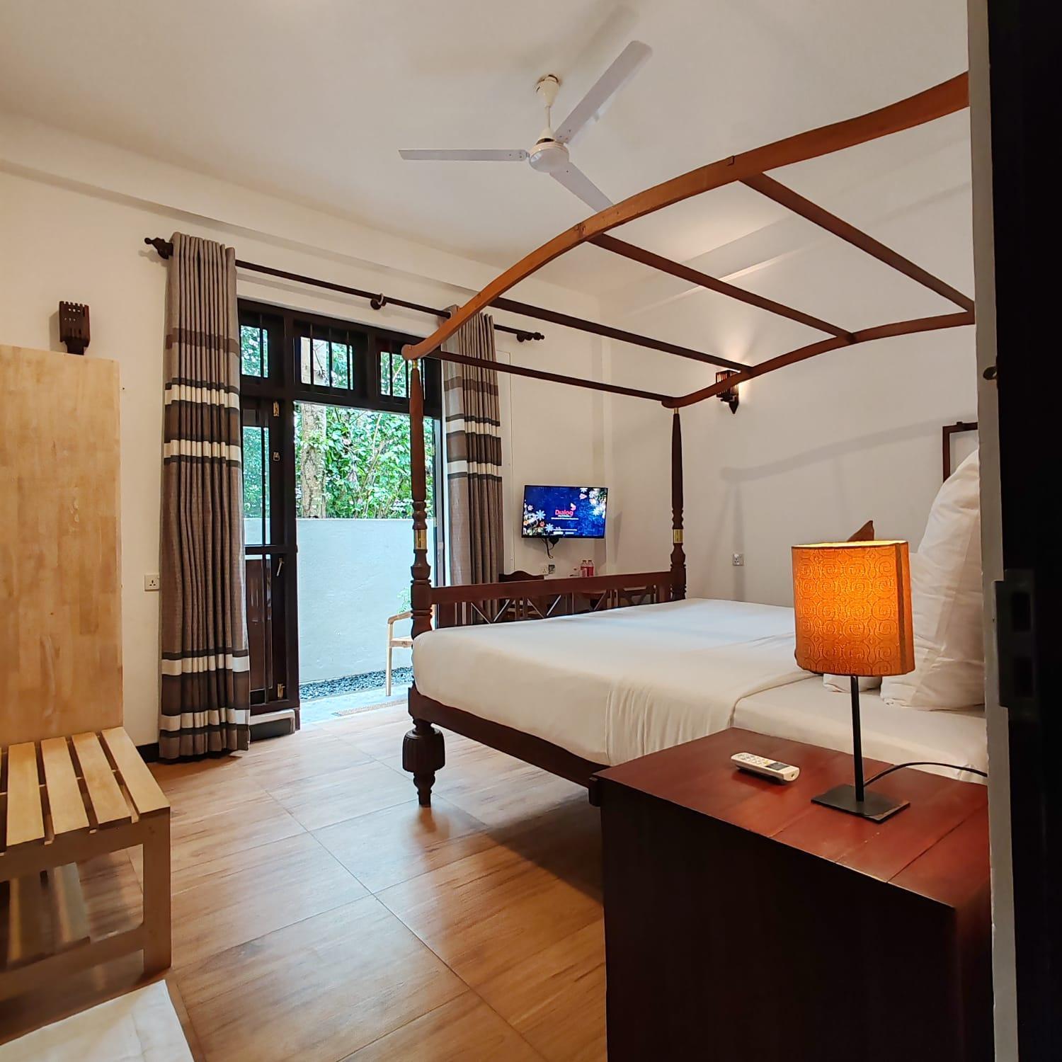 King Room with Garden View