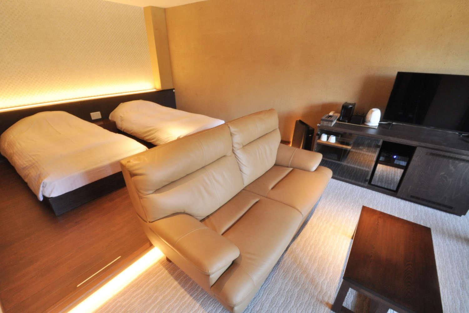 【Adult Only】Luxury Tower - Deluxe Twin Room with Open-Air Bath - Top floor / Japanese Style Dinner