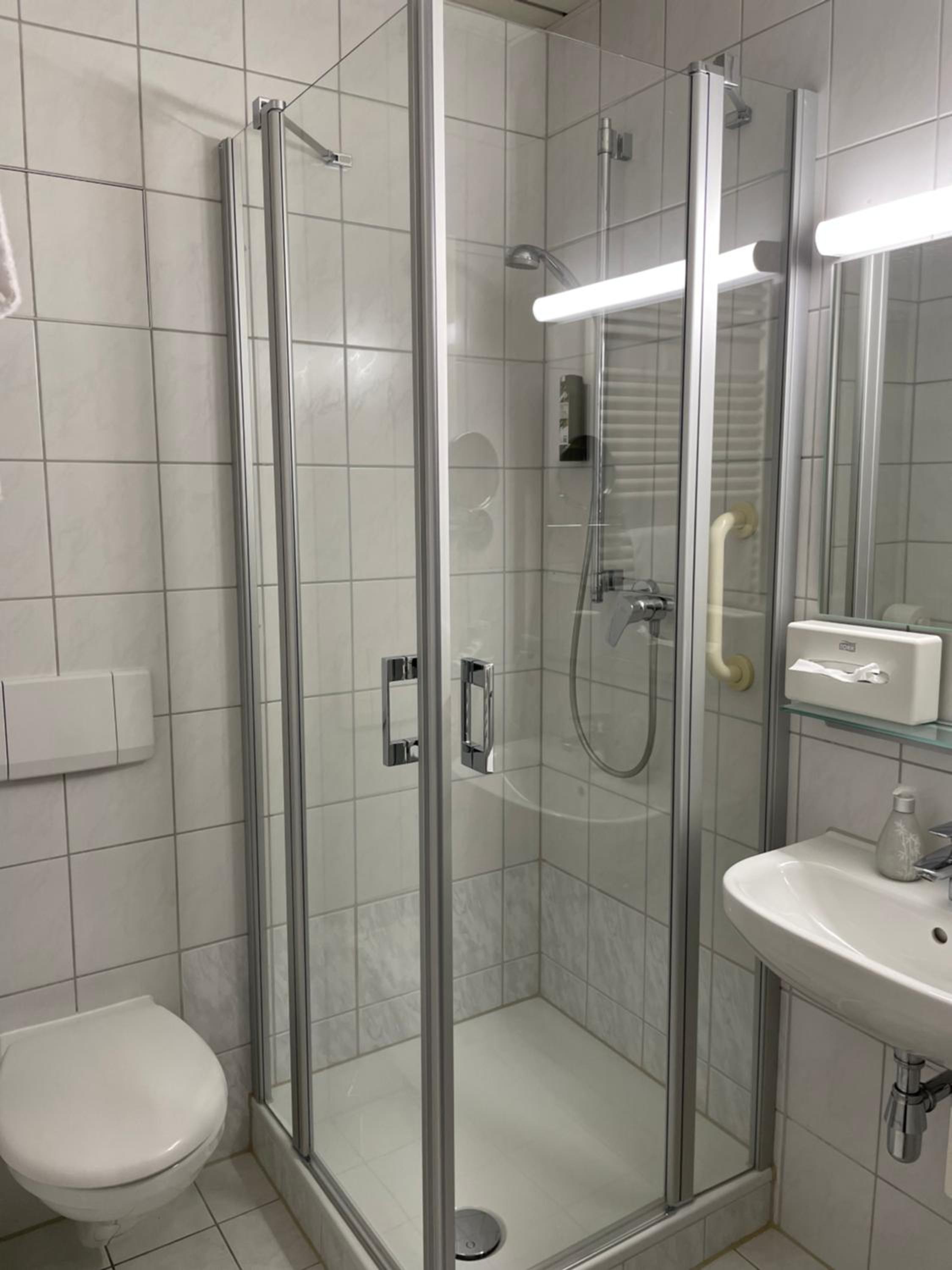 Single Room photo 2