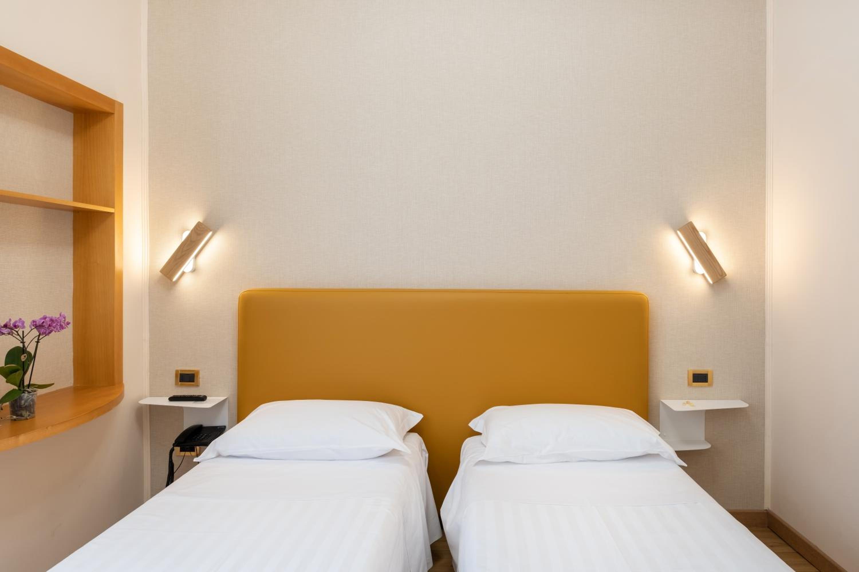 Double or Twin Room - Photo 3
