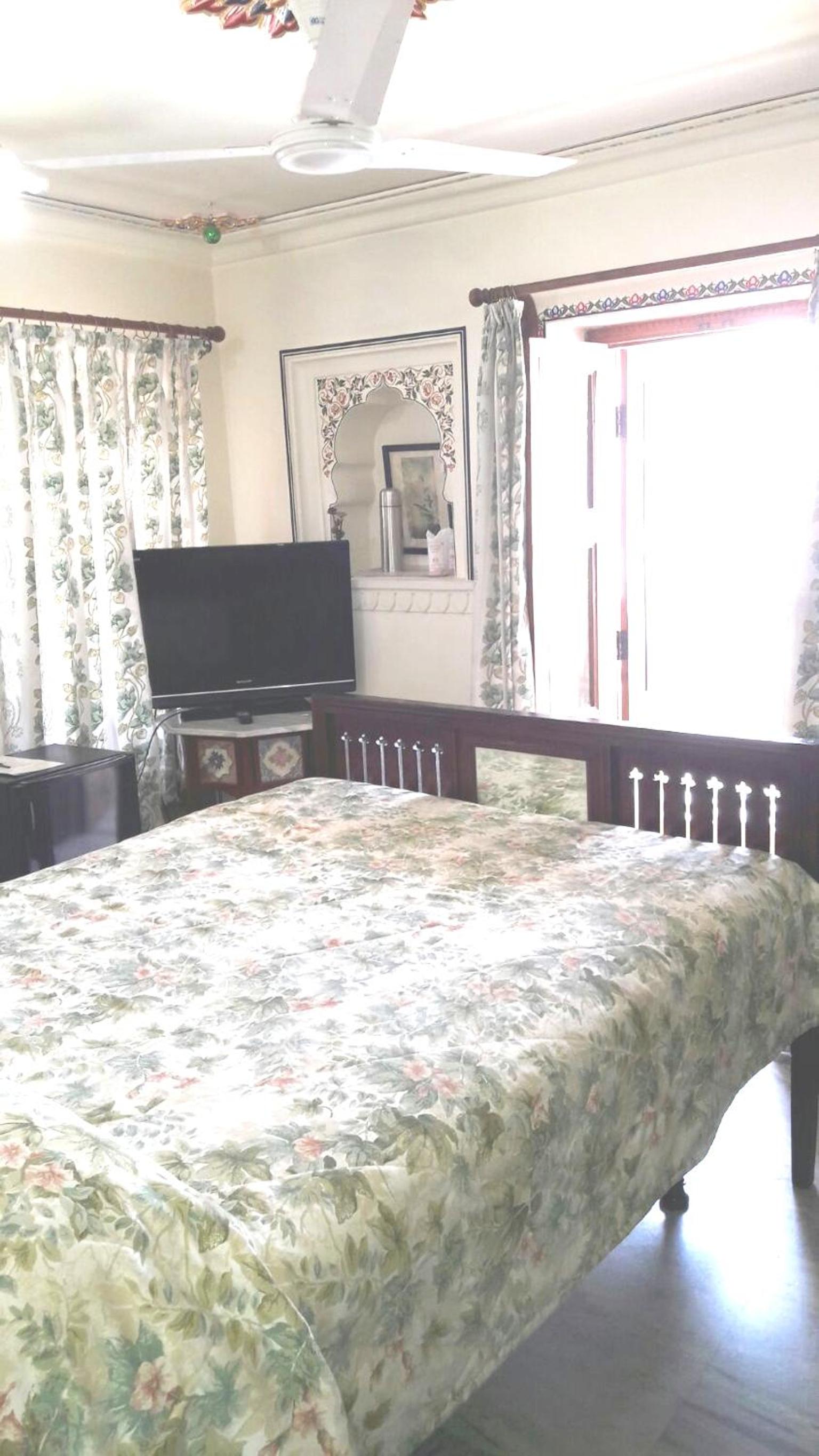 Superior Single Room