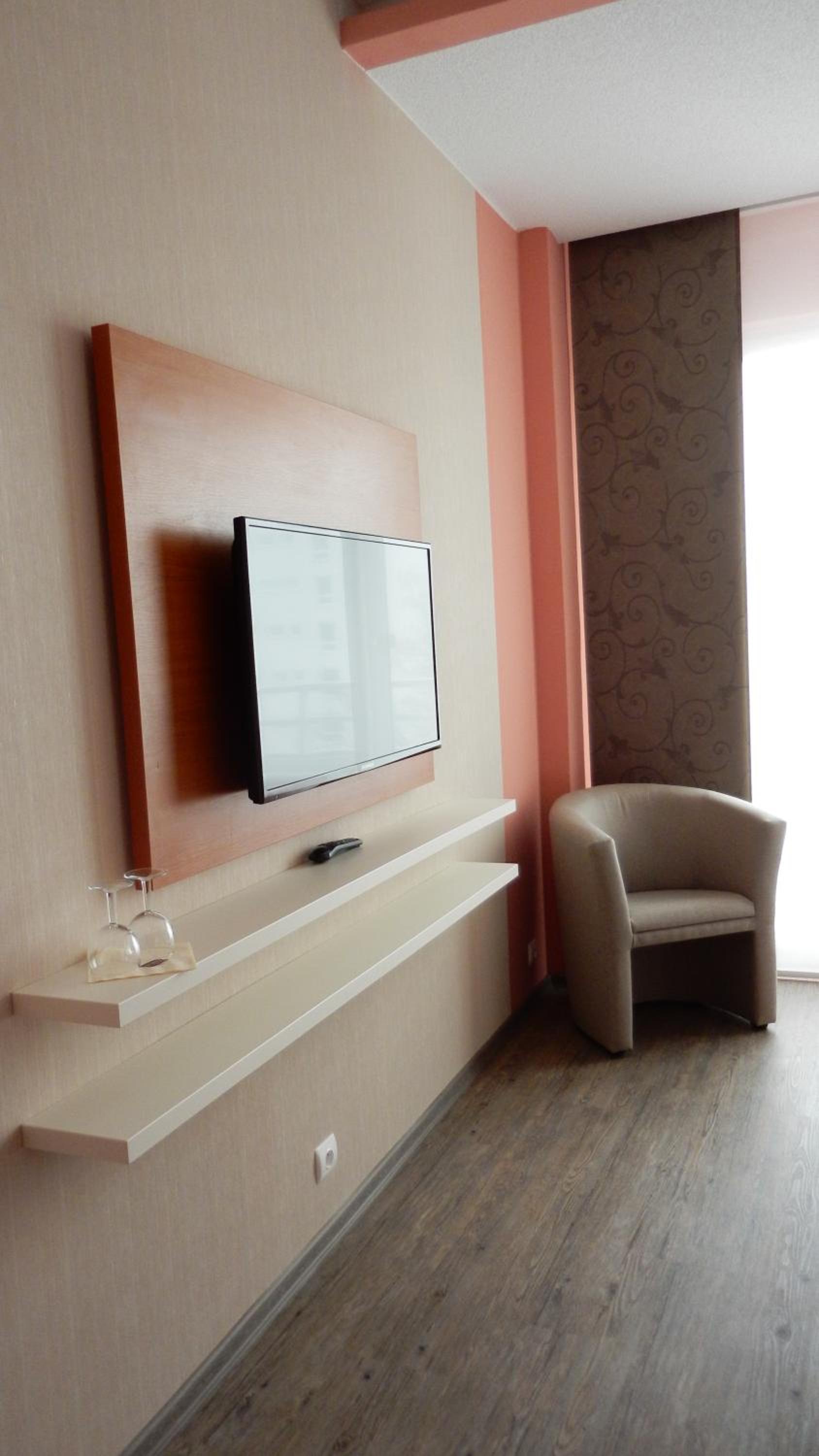 Anti-allergic Double or Twin Room with Access to public Relax Center - Photo 4