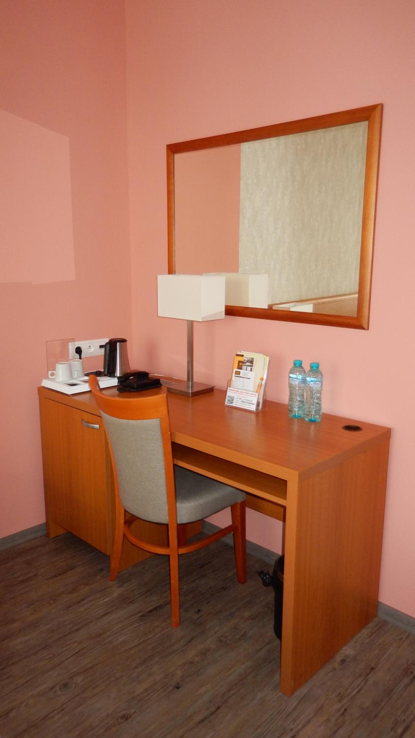 Anti-allergic Double or Twin Room with Access to public Relax Center - Photo 3