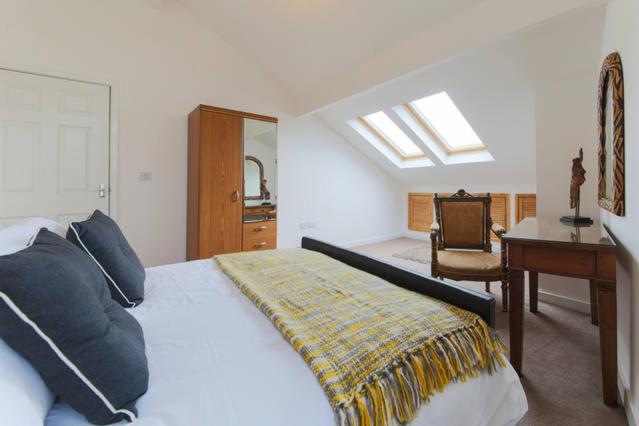 Two-Bedroom Apartment With Sea View photo 3