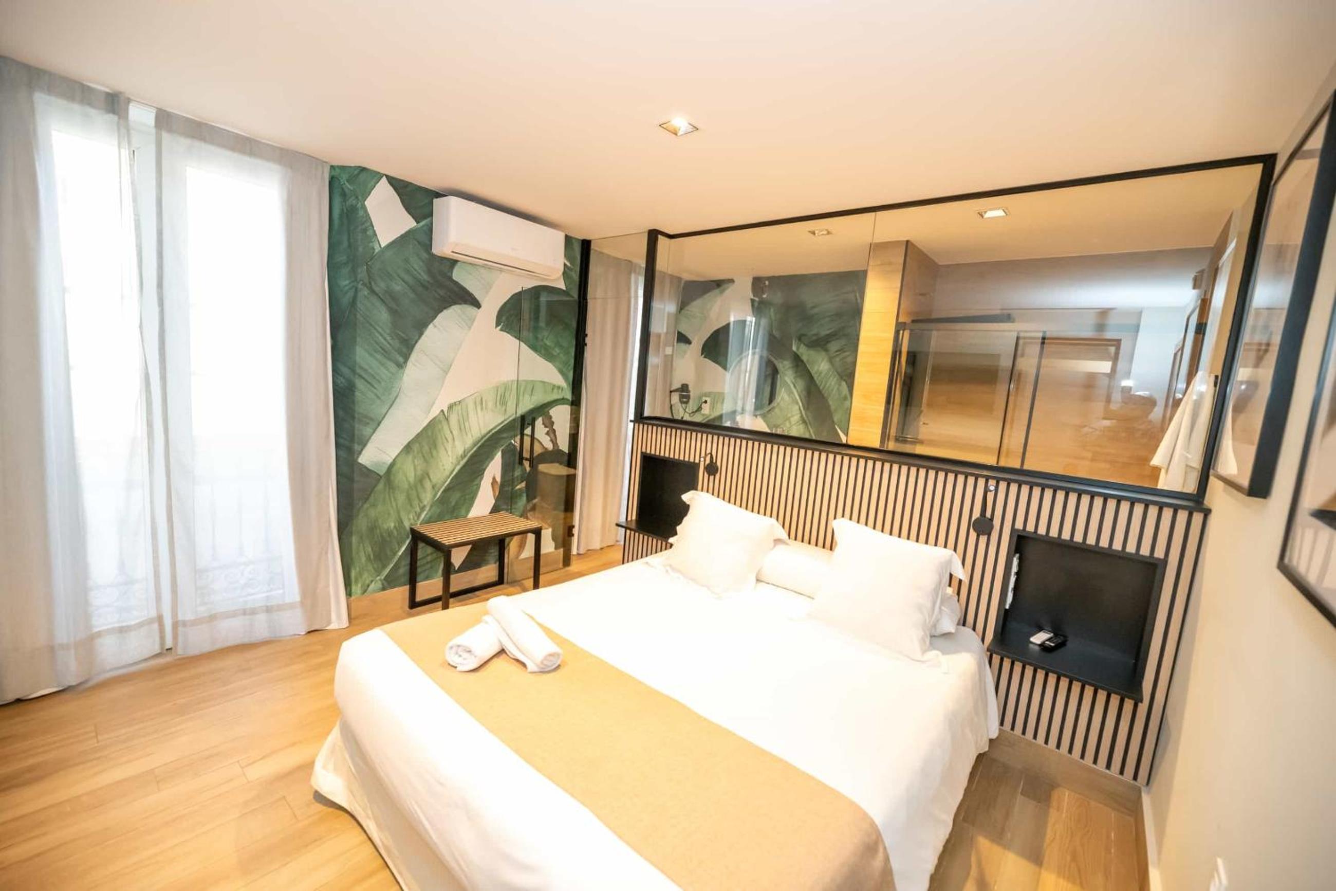 Double Room with Spa Bath