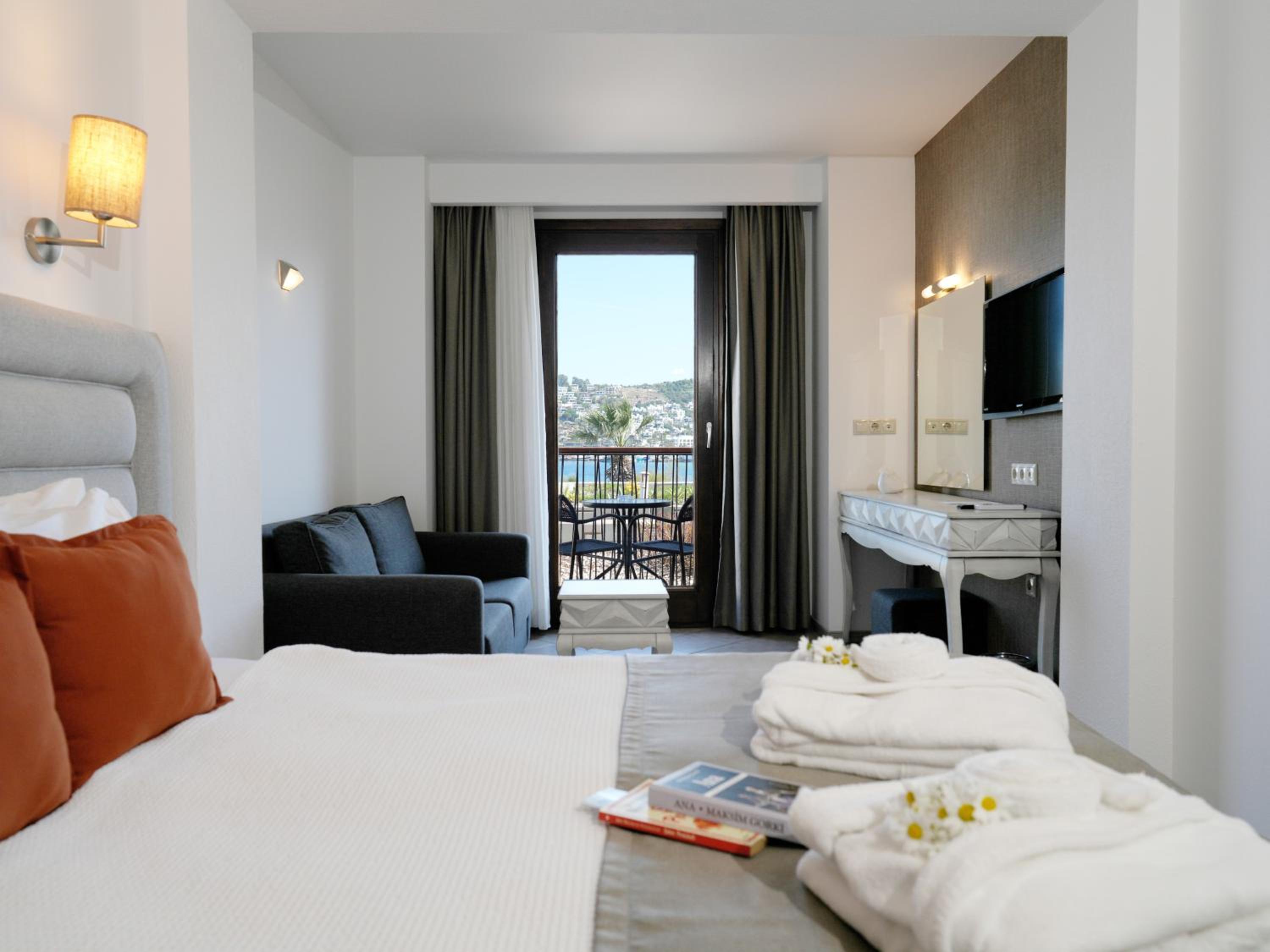 Superior Twin Room - Photo 4