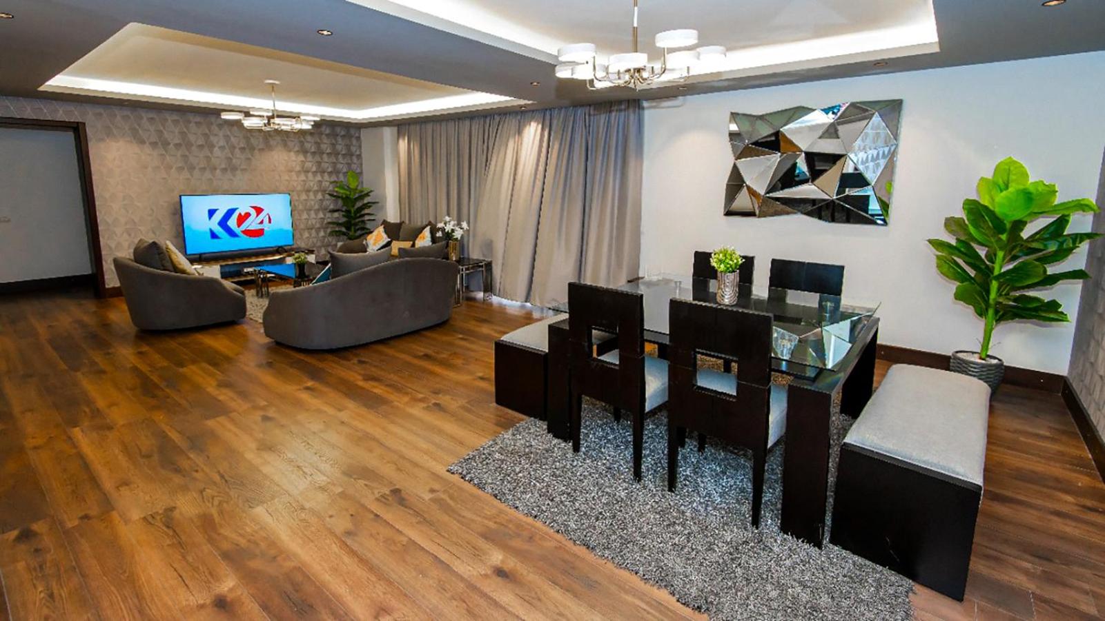 Four-Bedroom Luxury Apartment