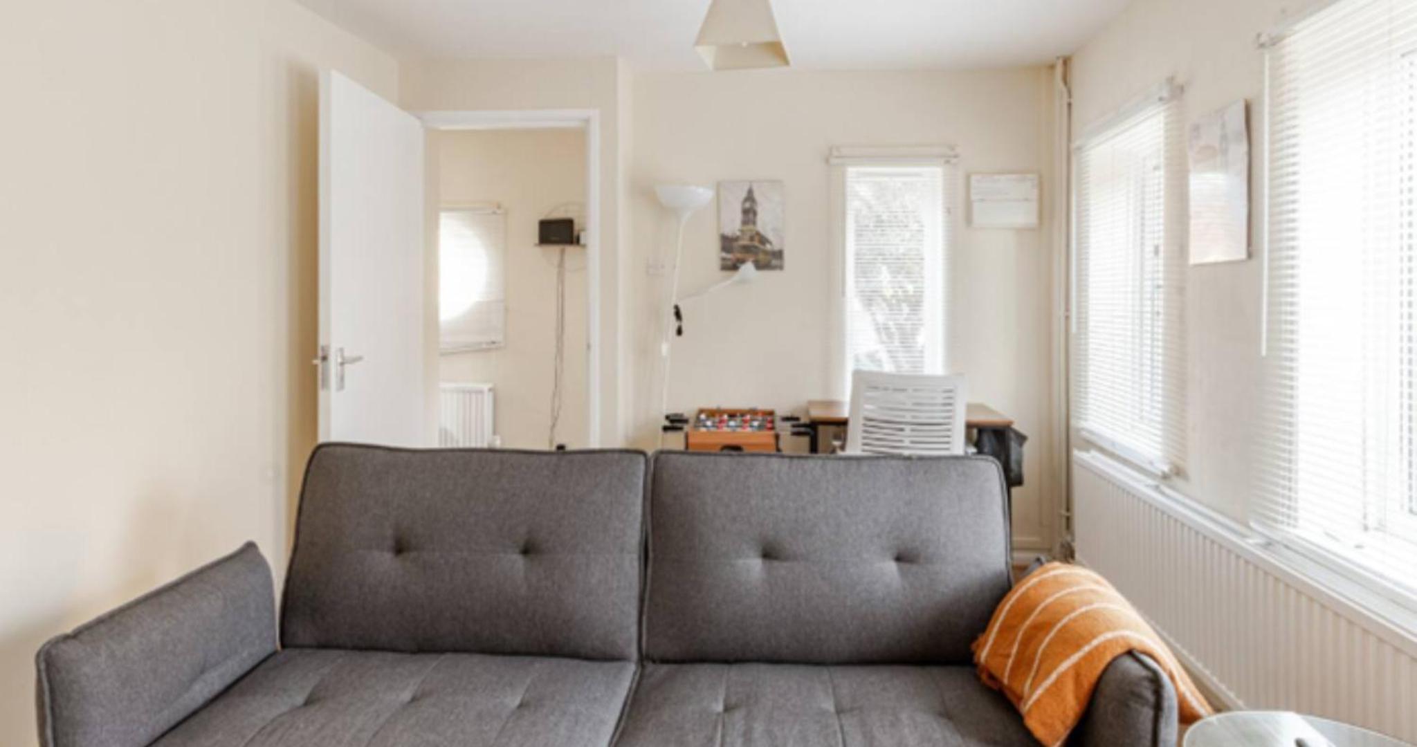 Three-Bedroom Vacation Home  photo 2