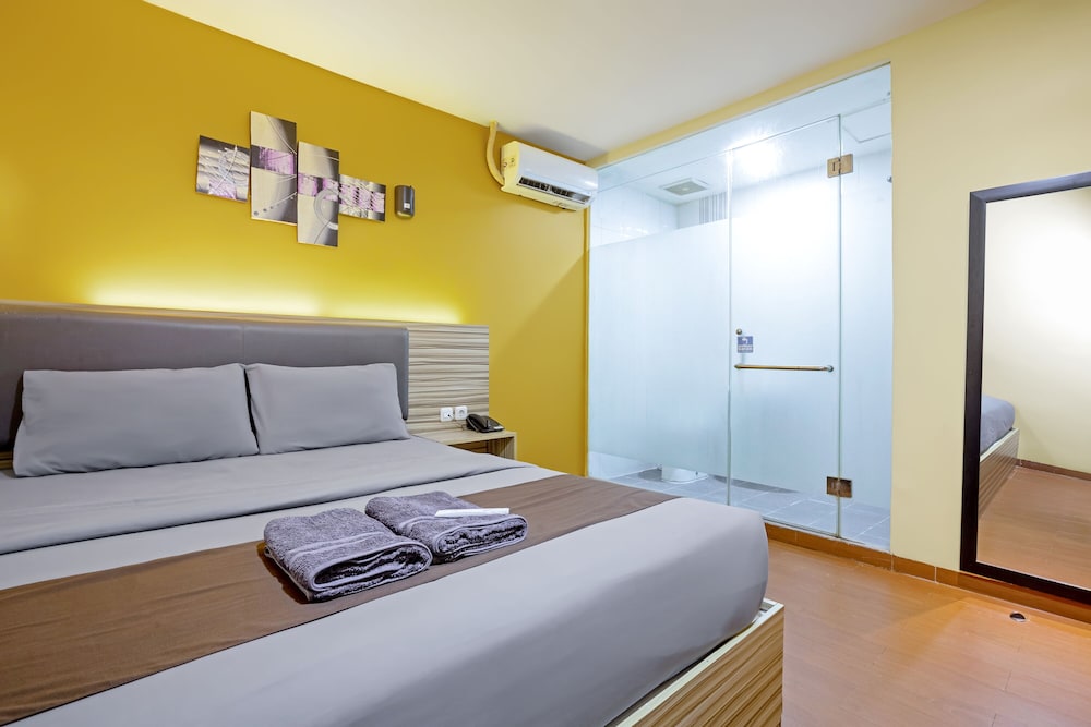 Deluxe Room - Photo 3