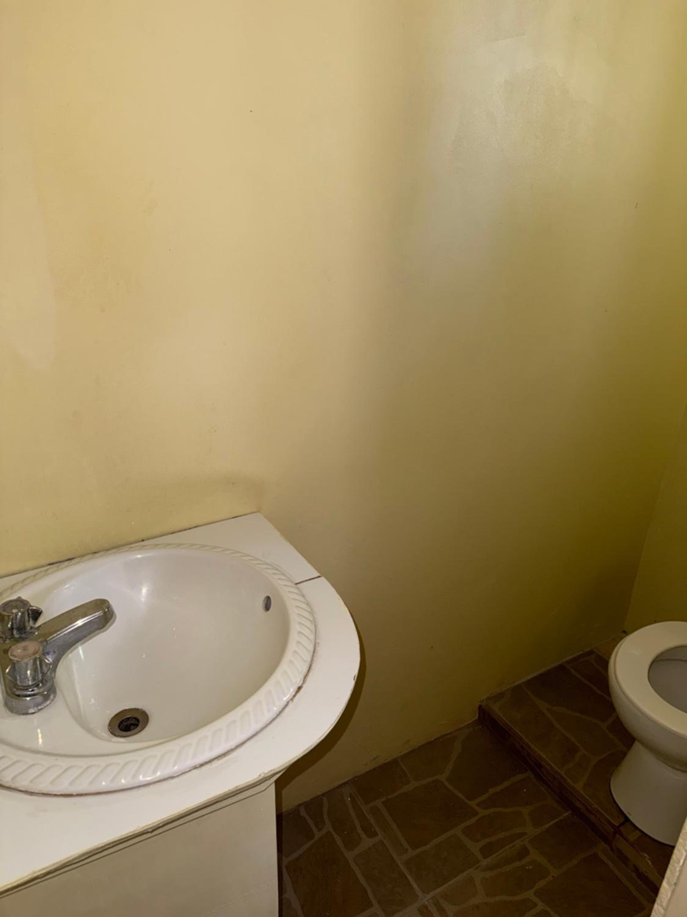 Small Single Room photo 3