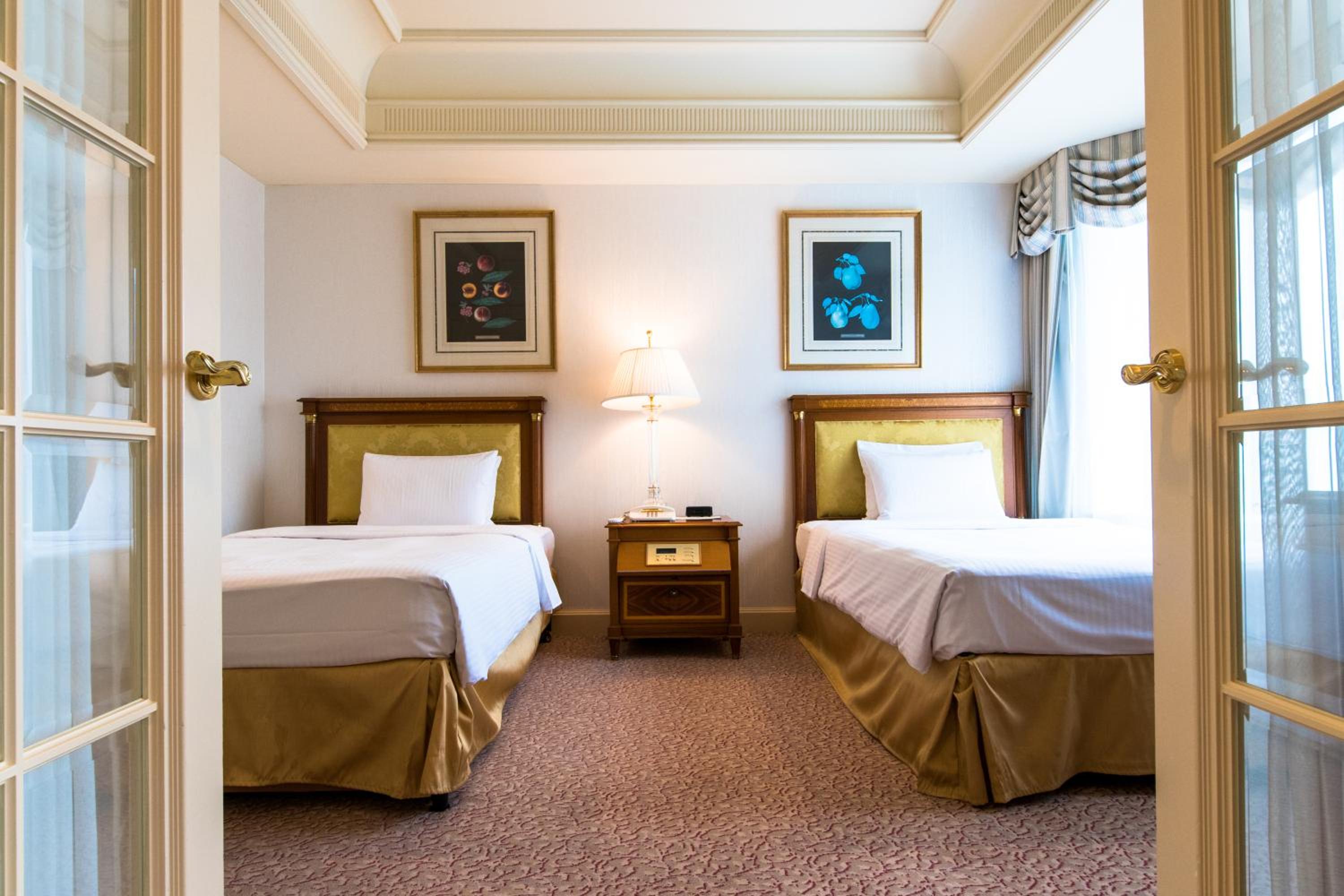 Junior Suite Twin with Late Check-in 16:00 and Early Check-out 10:00 - Non-Smoking thumbnail 6