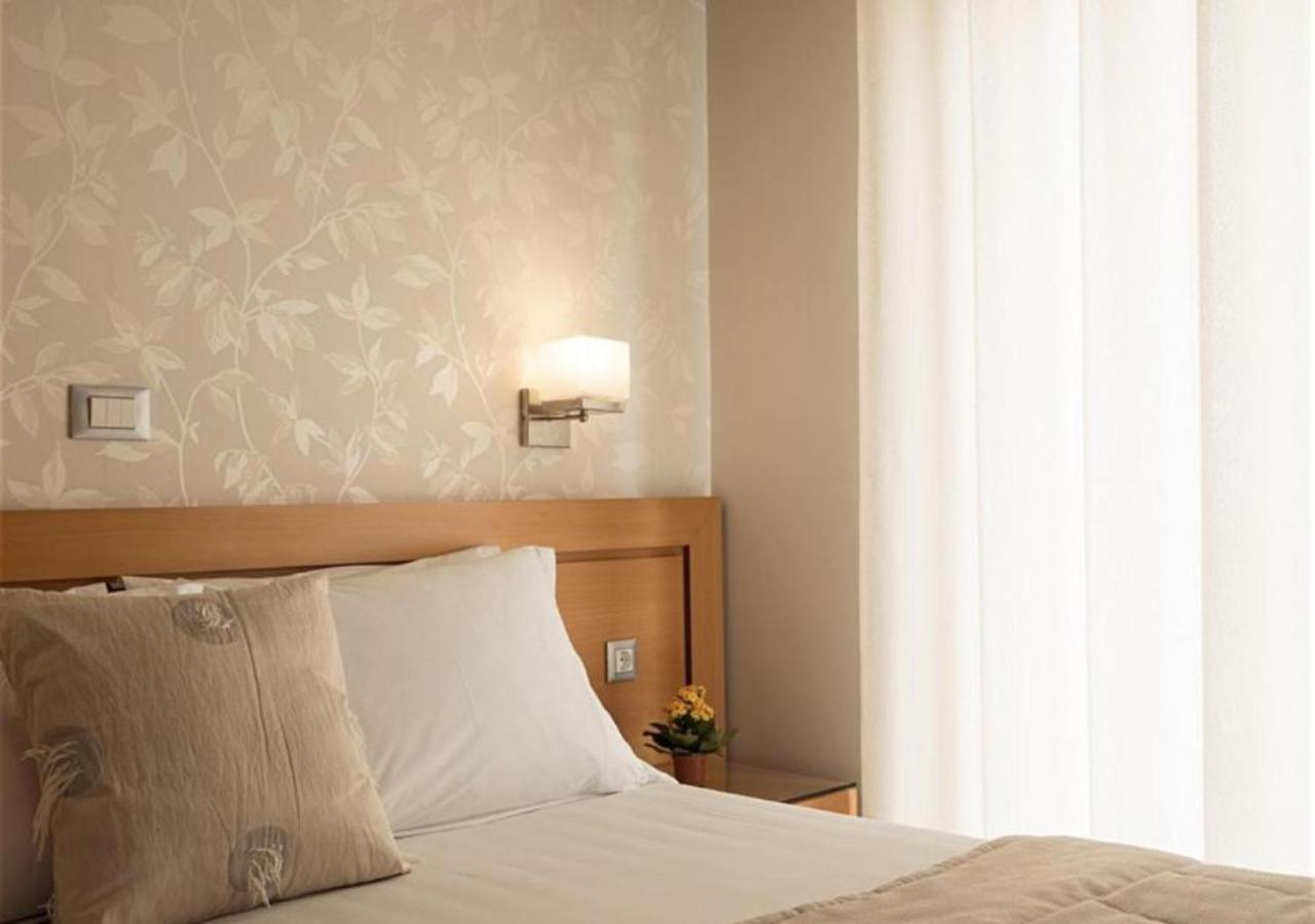 Double Room with Balcony photo 3
