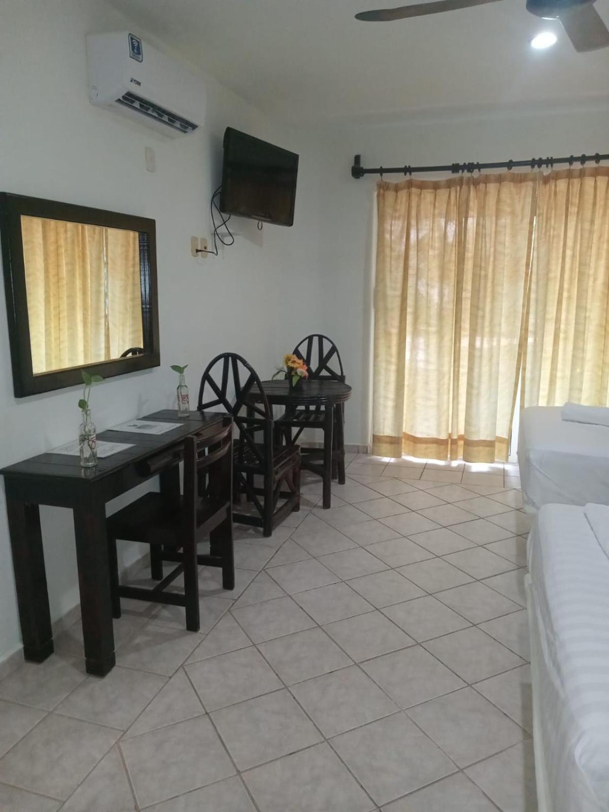 Quadruple Room with Balcony photo 2