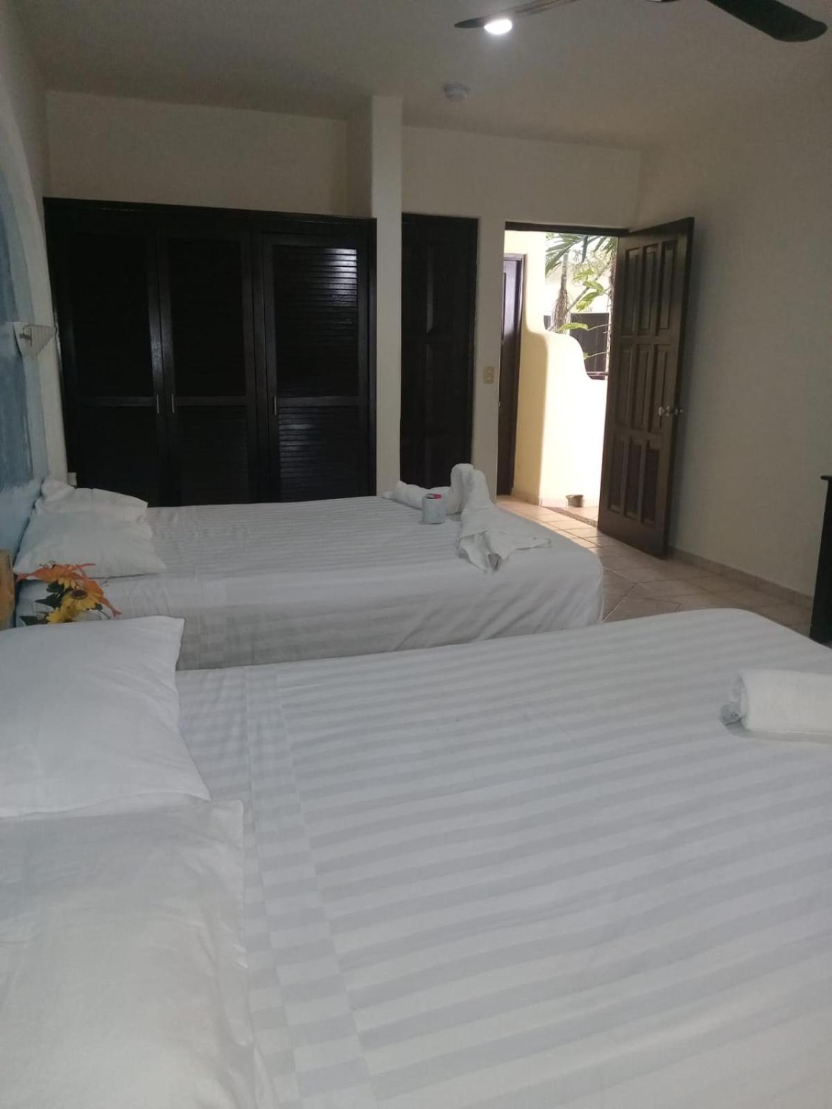 Quadruple Room with Balcony photo 3