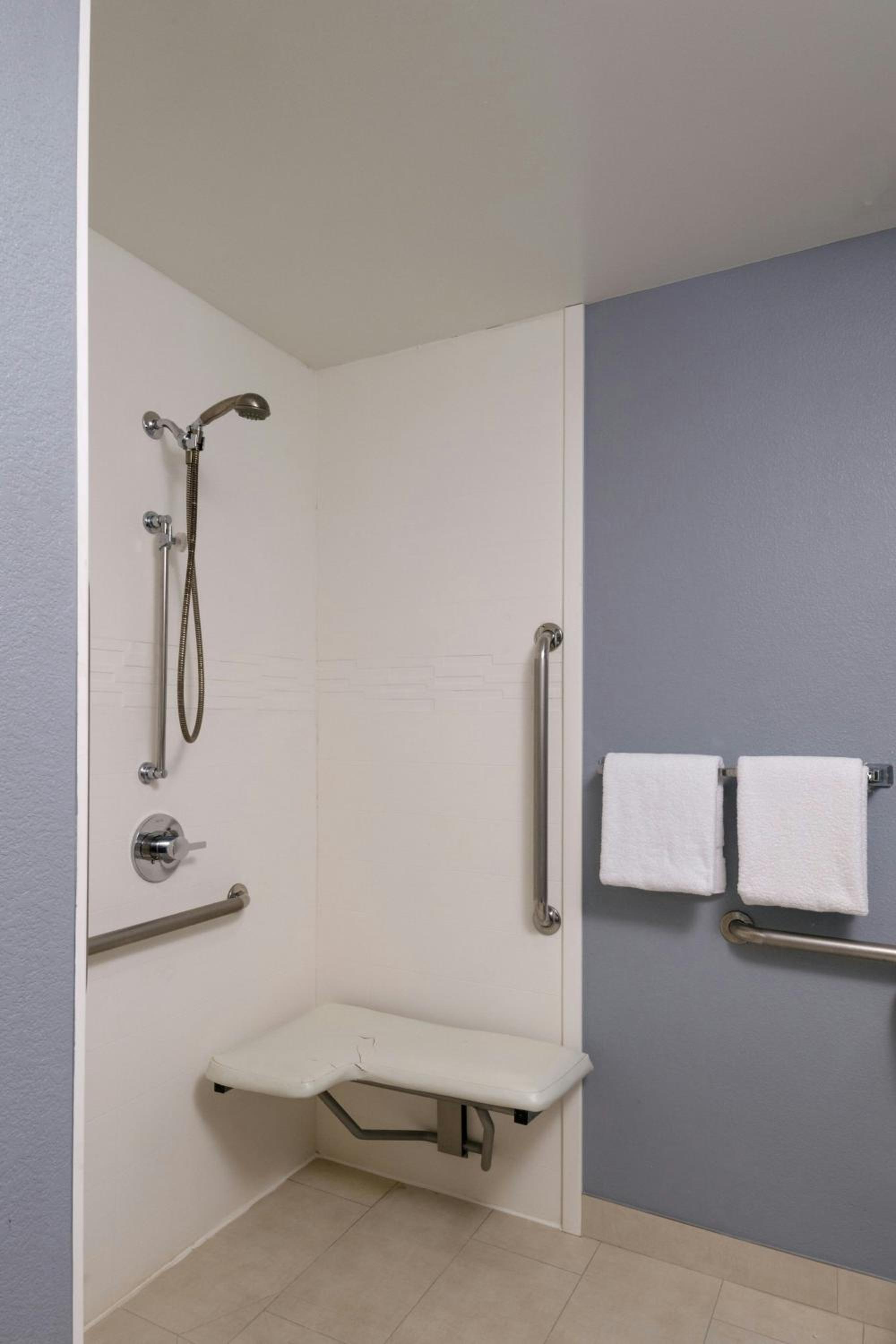 Two-Bedroom Suite with Roll-In Shower - Mobility Accessible