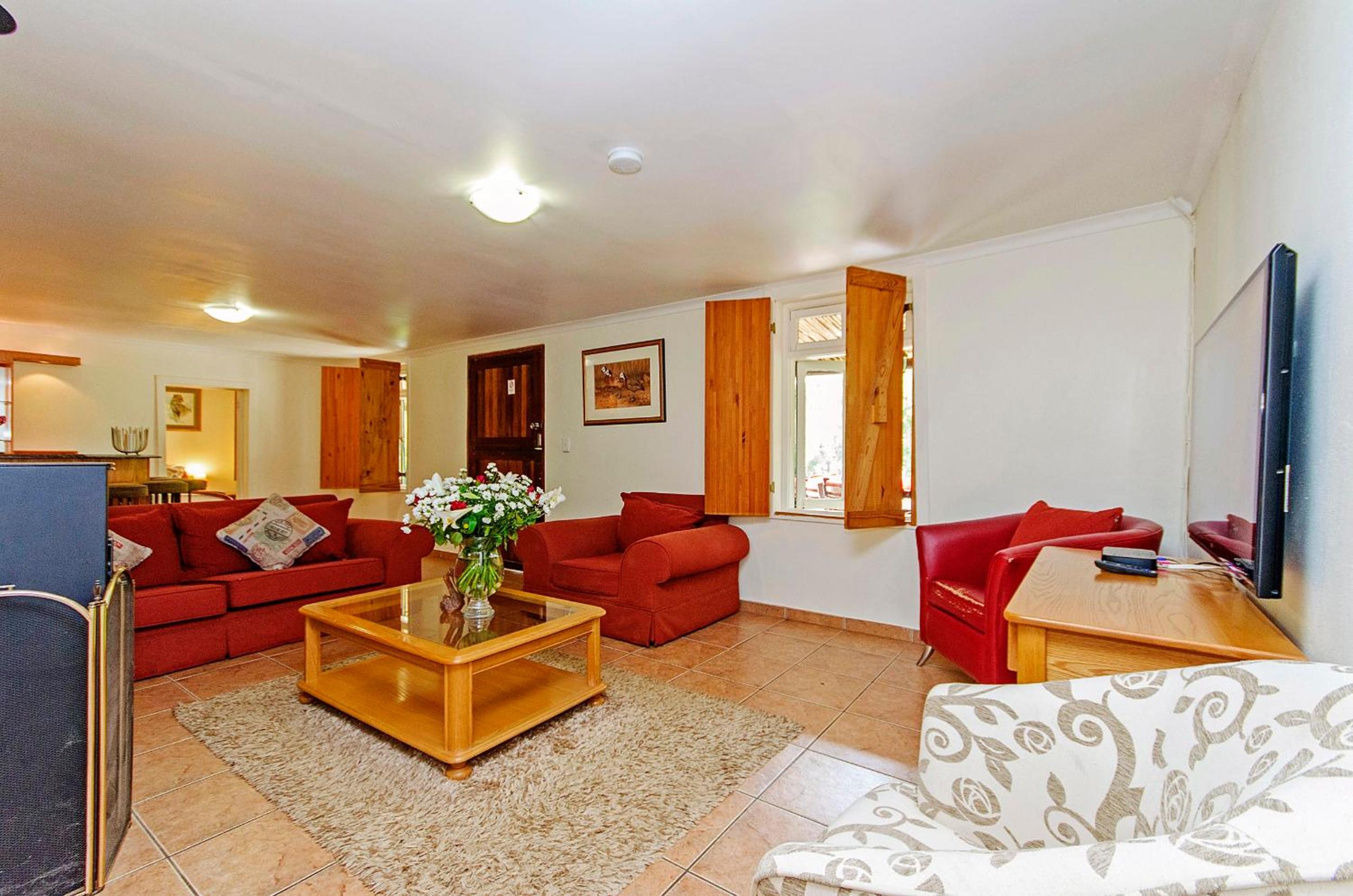 Three-Bedroom Farmhouse photo 1