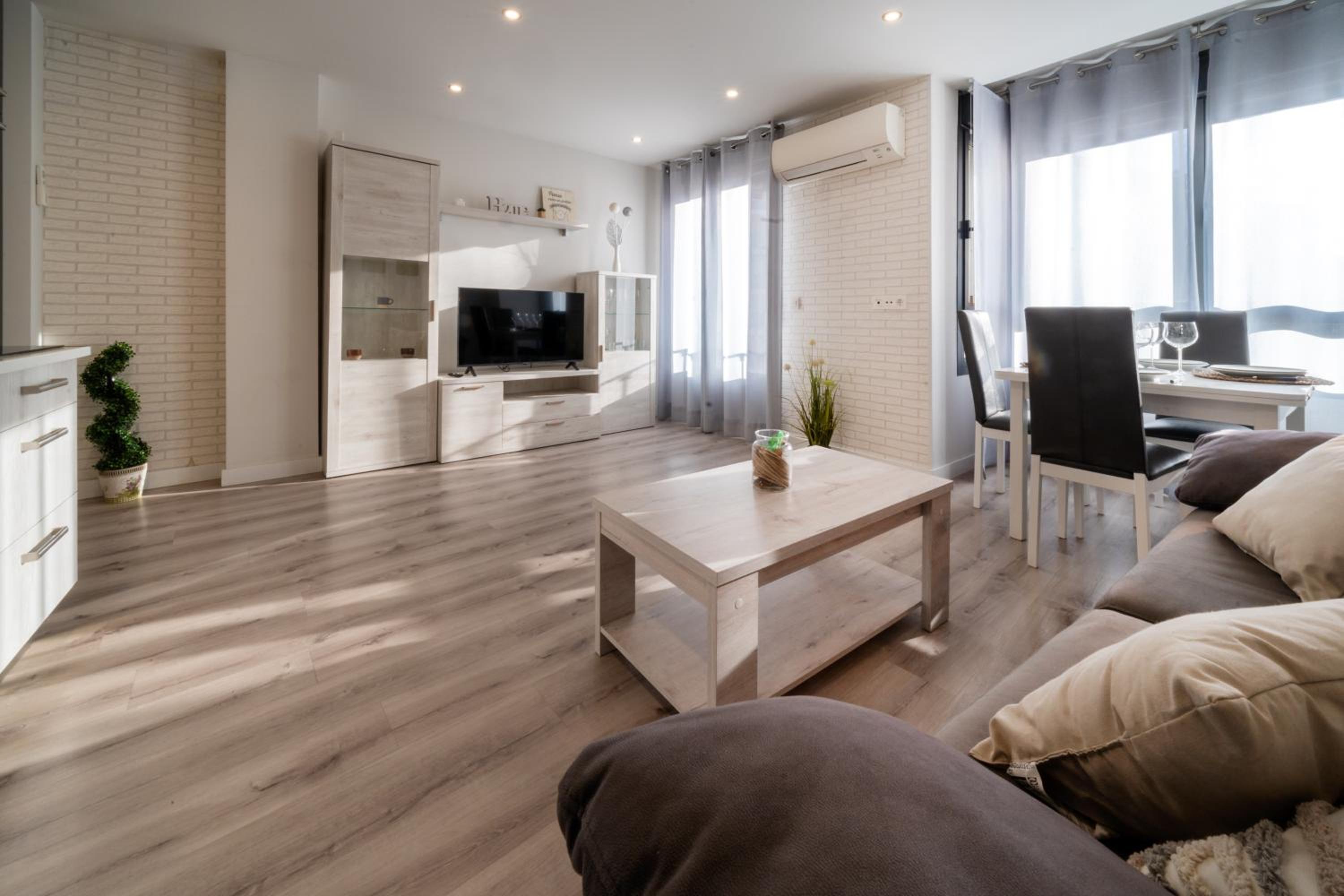 Superior One-Bedroom Apartment with Balcony photo 2