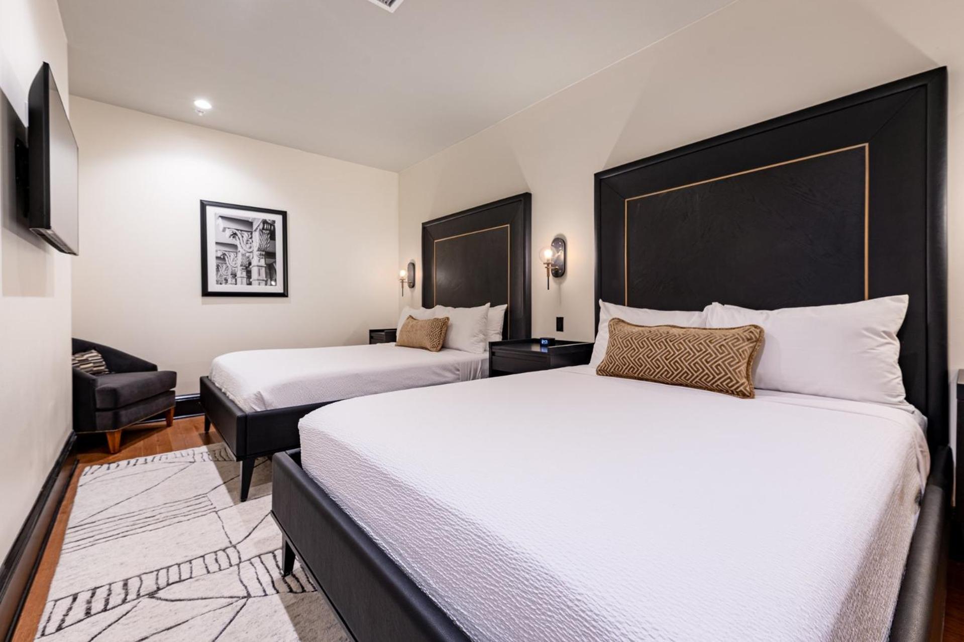 Two-Bedroom Deluxe Apartment
