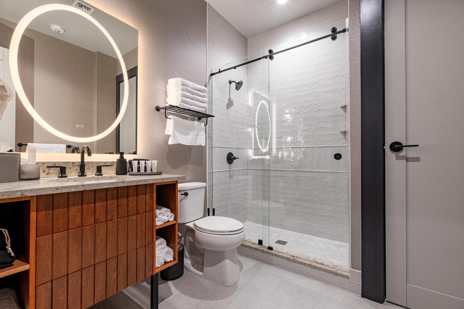 Two-Bedroom Deluxe Apartment