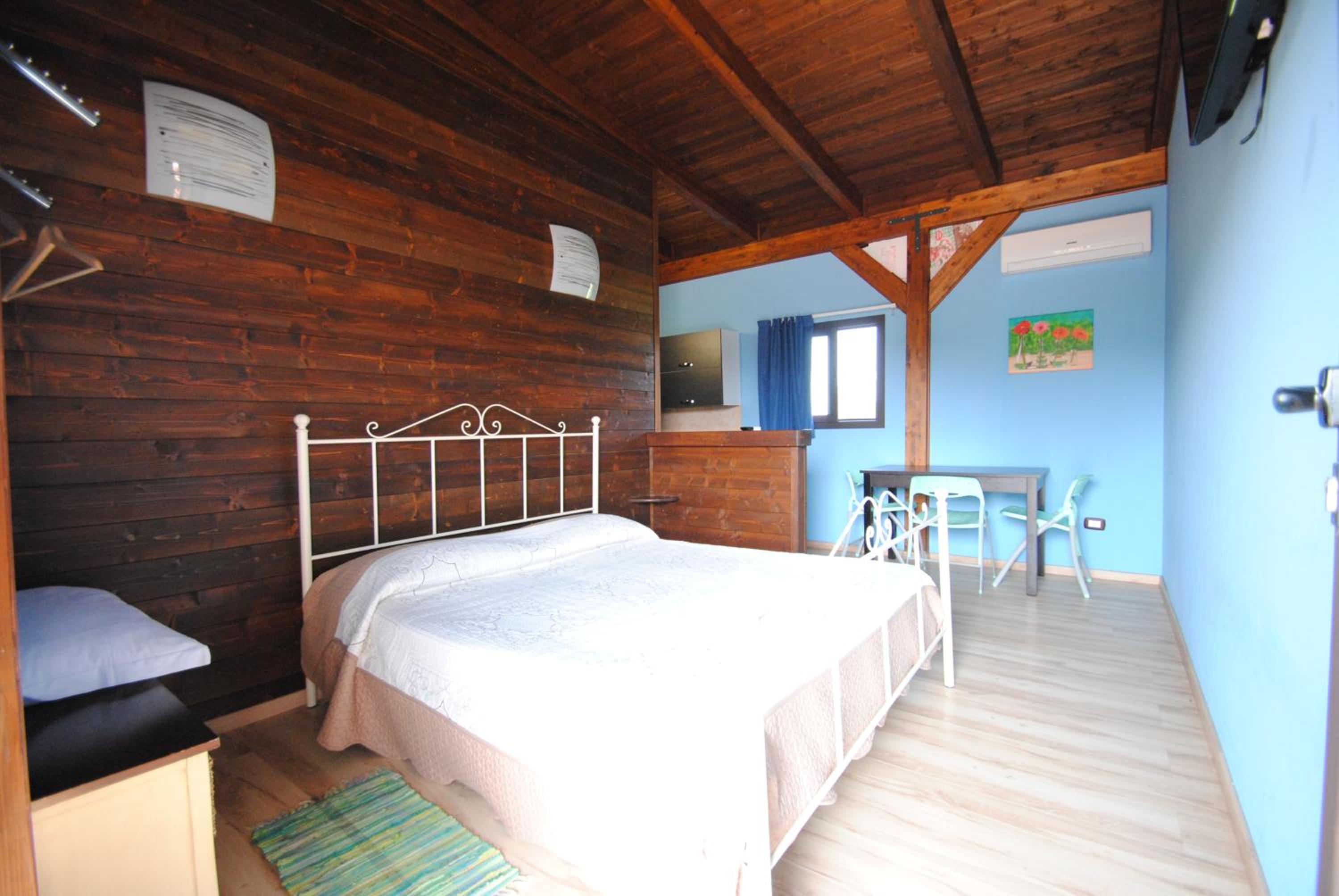 Comfort Triple Room photo 2