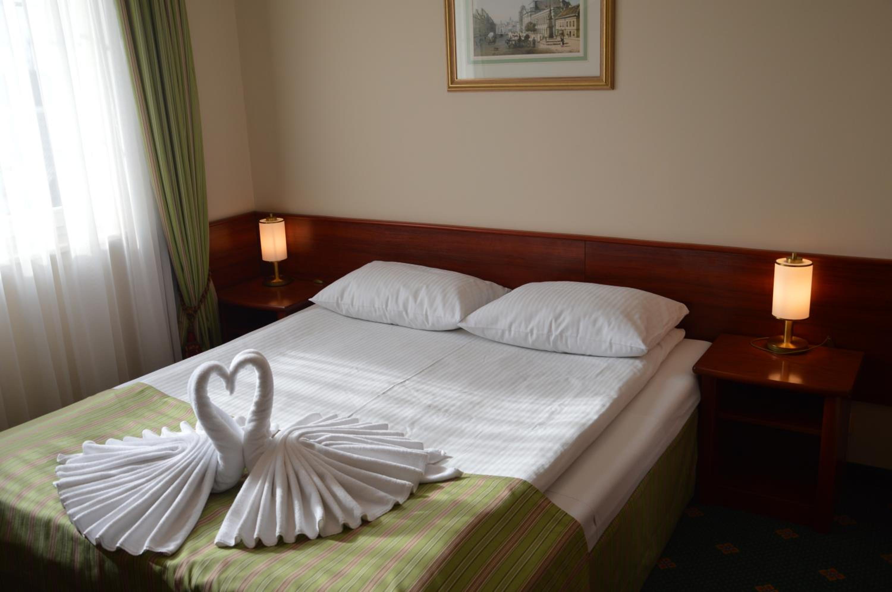 Double Room - Photo 2