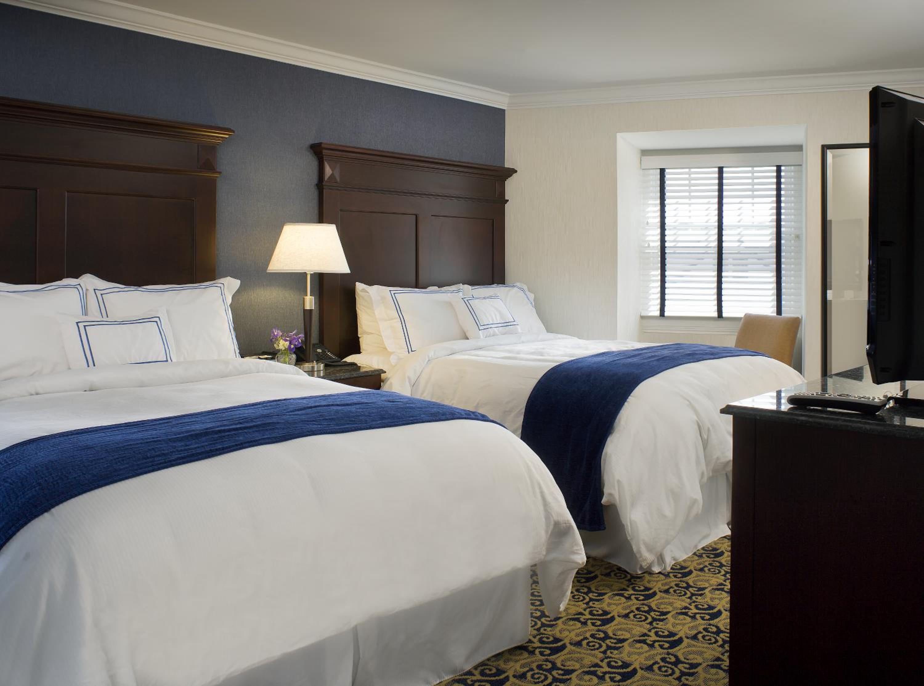 Queen Room with Two Queen Beds with Beach View  - Photo 1