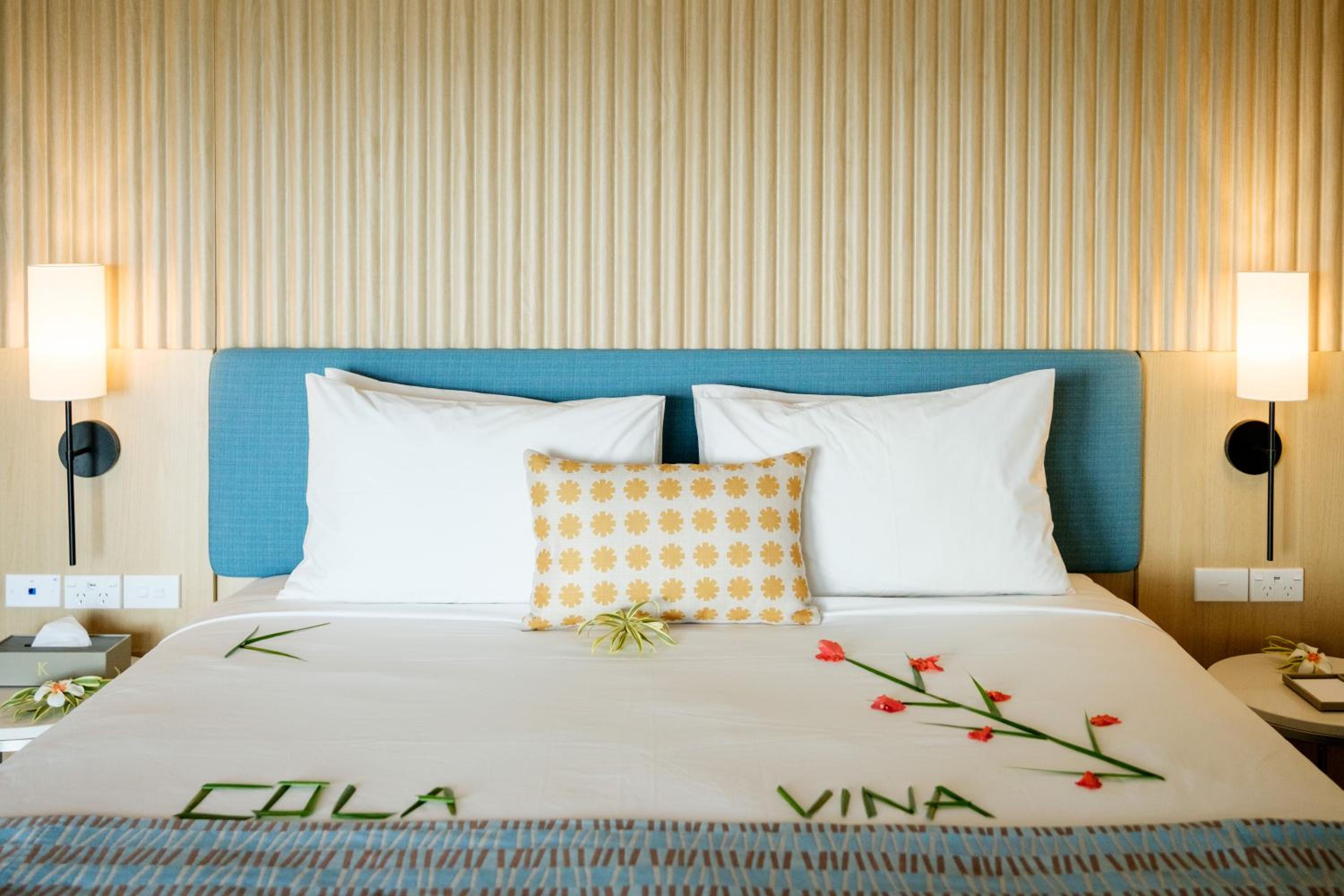 Double or Twin Room with Side Sea View photo 1