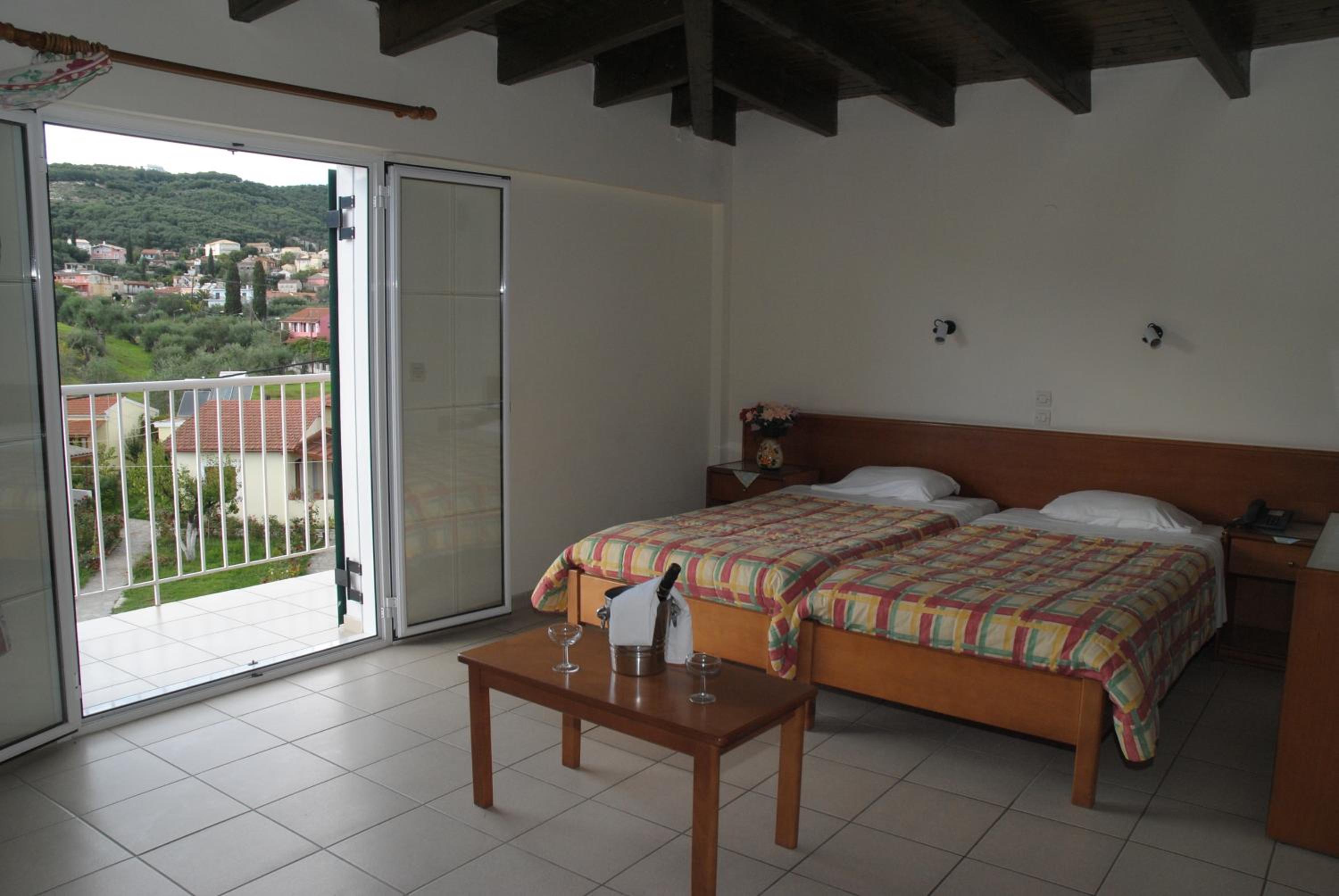 Single Room - Photo 3