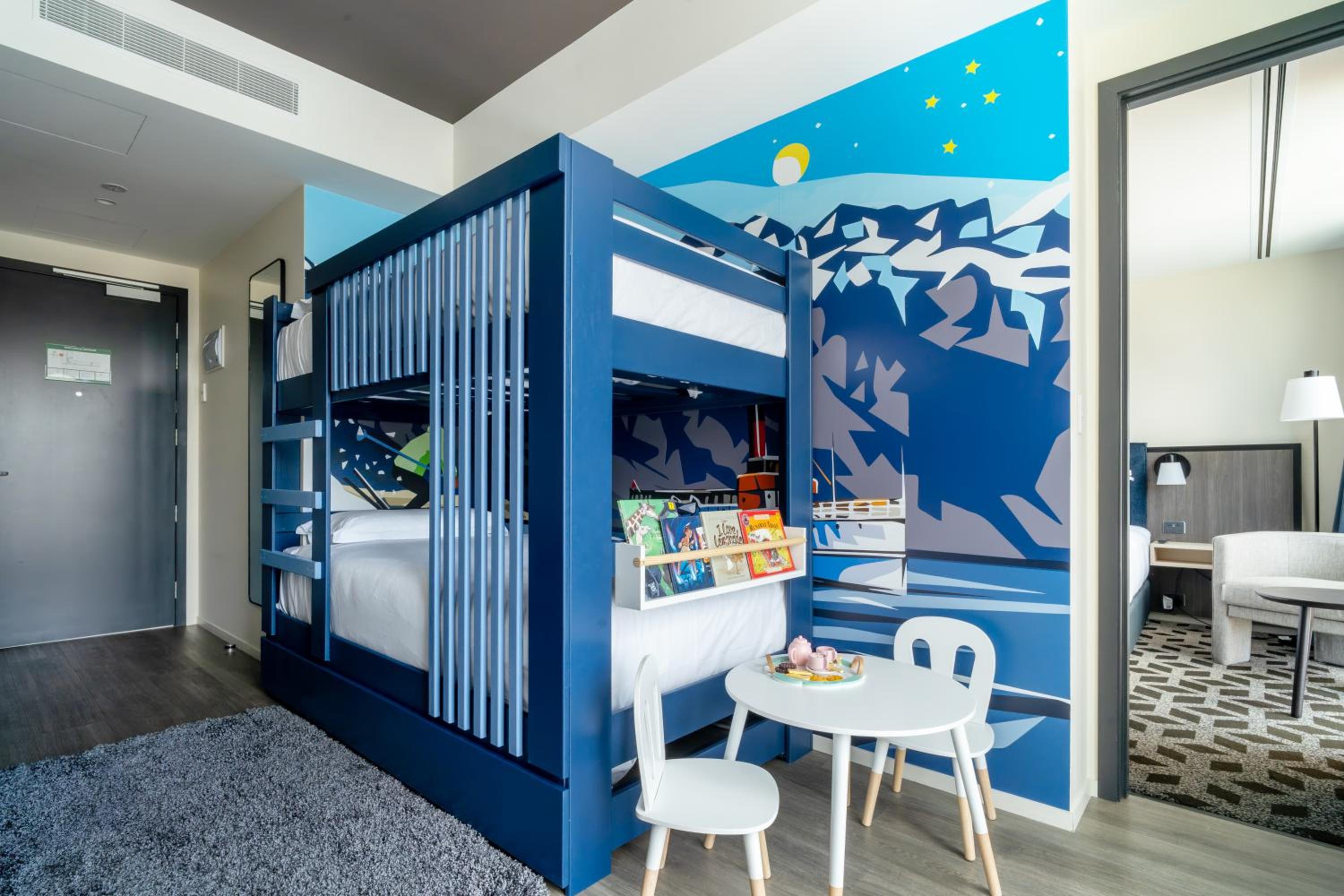California King Premium Family Room with One Bunk Bed - Photo 1
