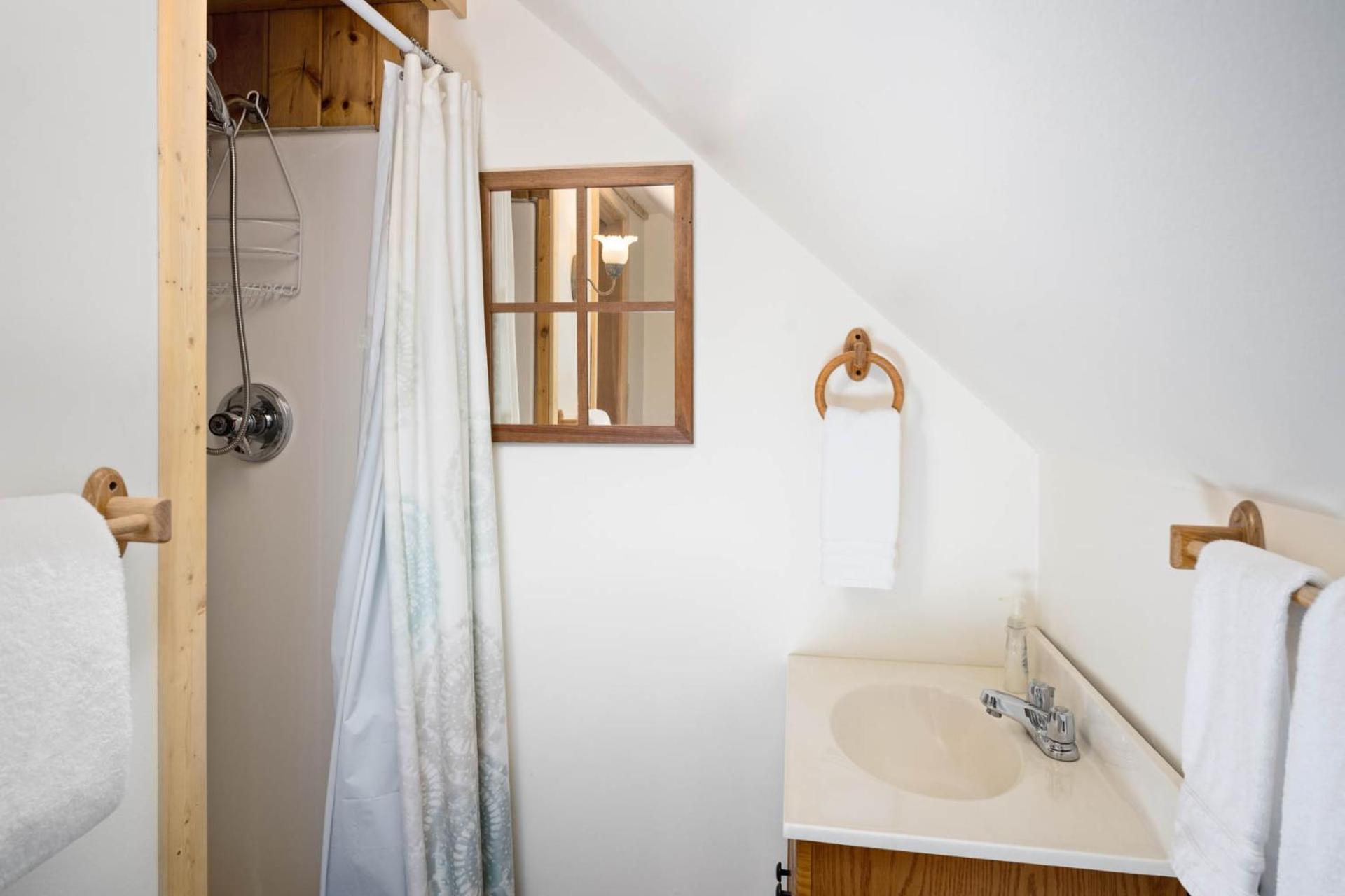 Suite with Mountain View photo 2