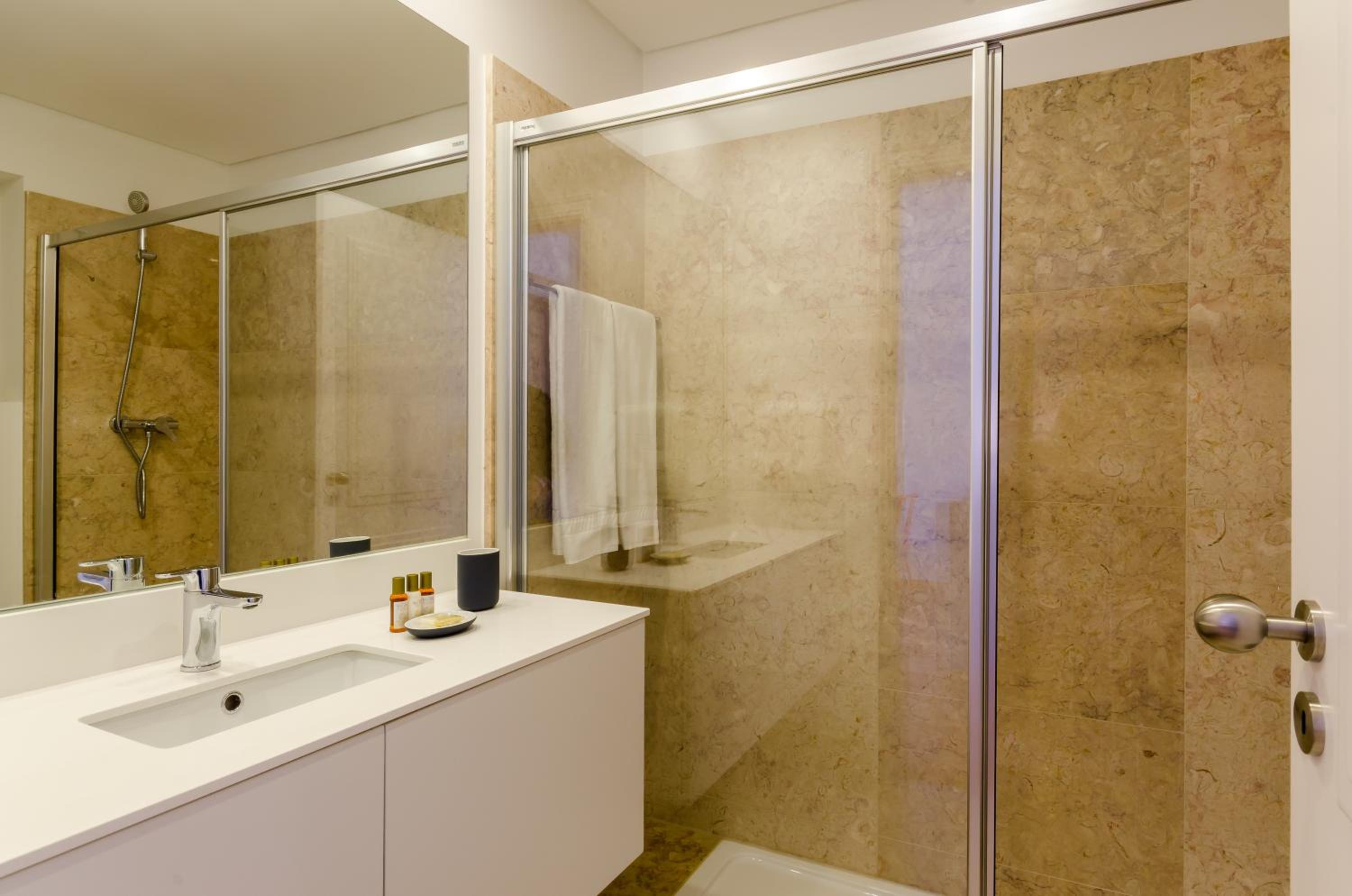 Two-Bedroom Penthouse Apartment photo 3