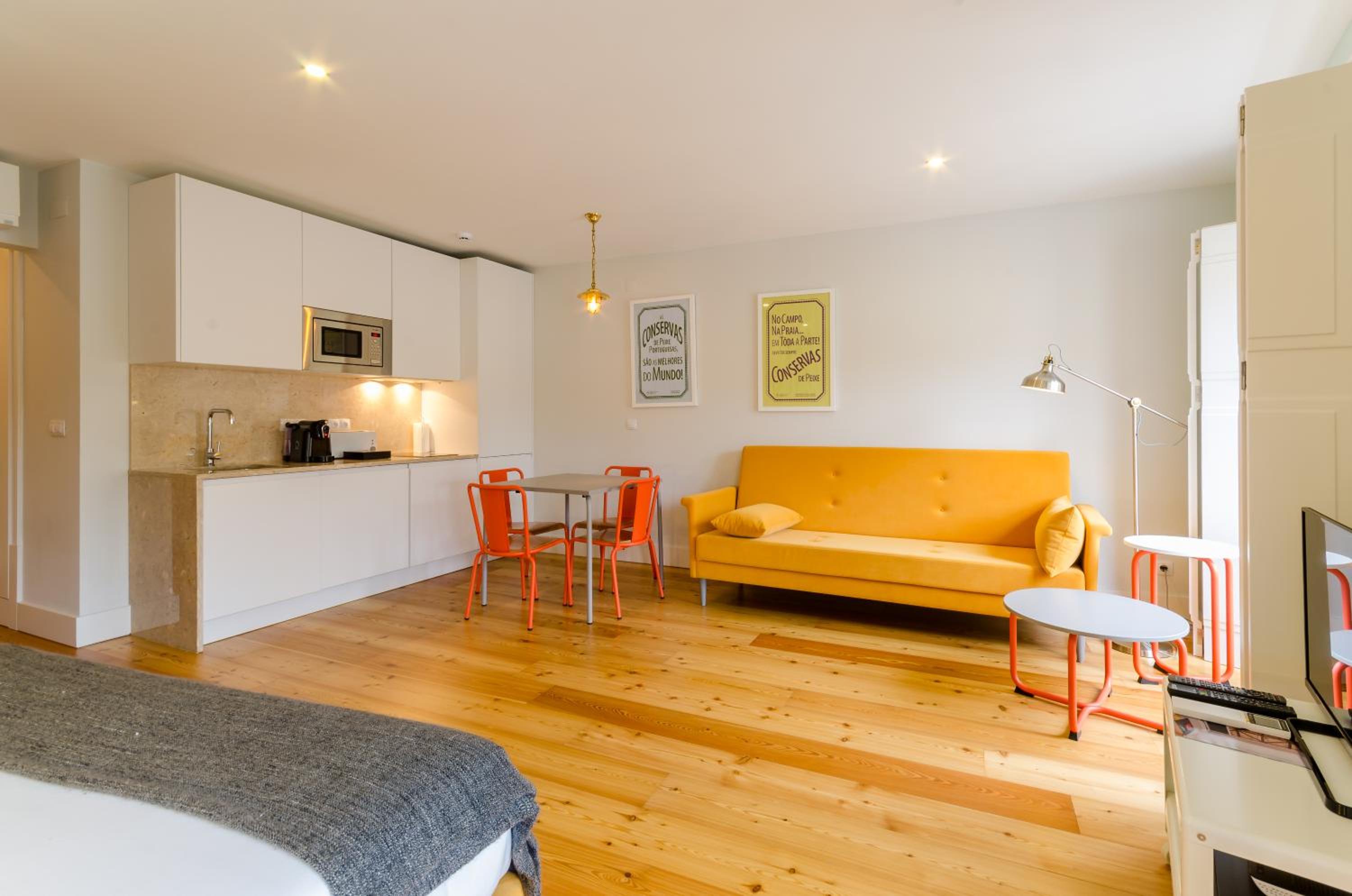 Studio Apartment photo 2