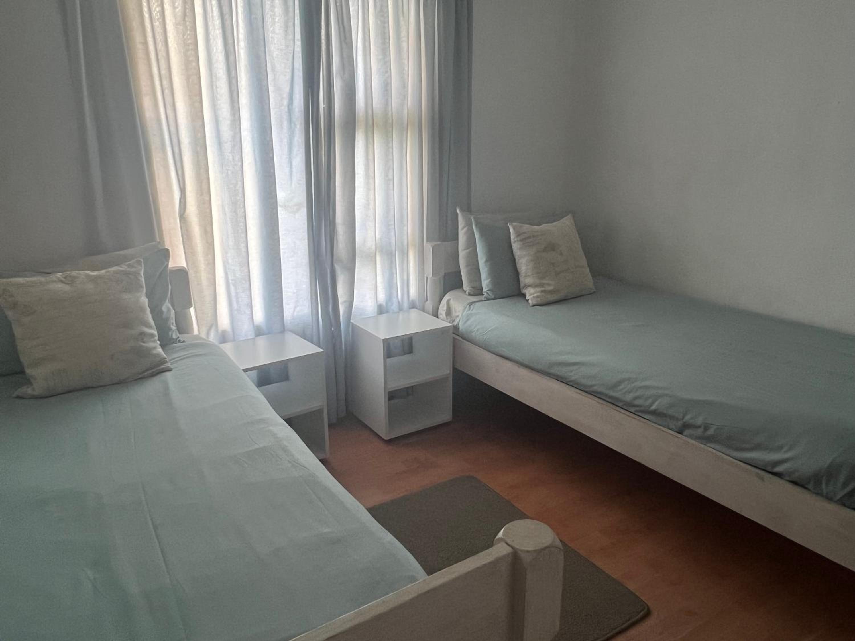Apartment with Balcony - Photo 16