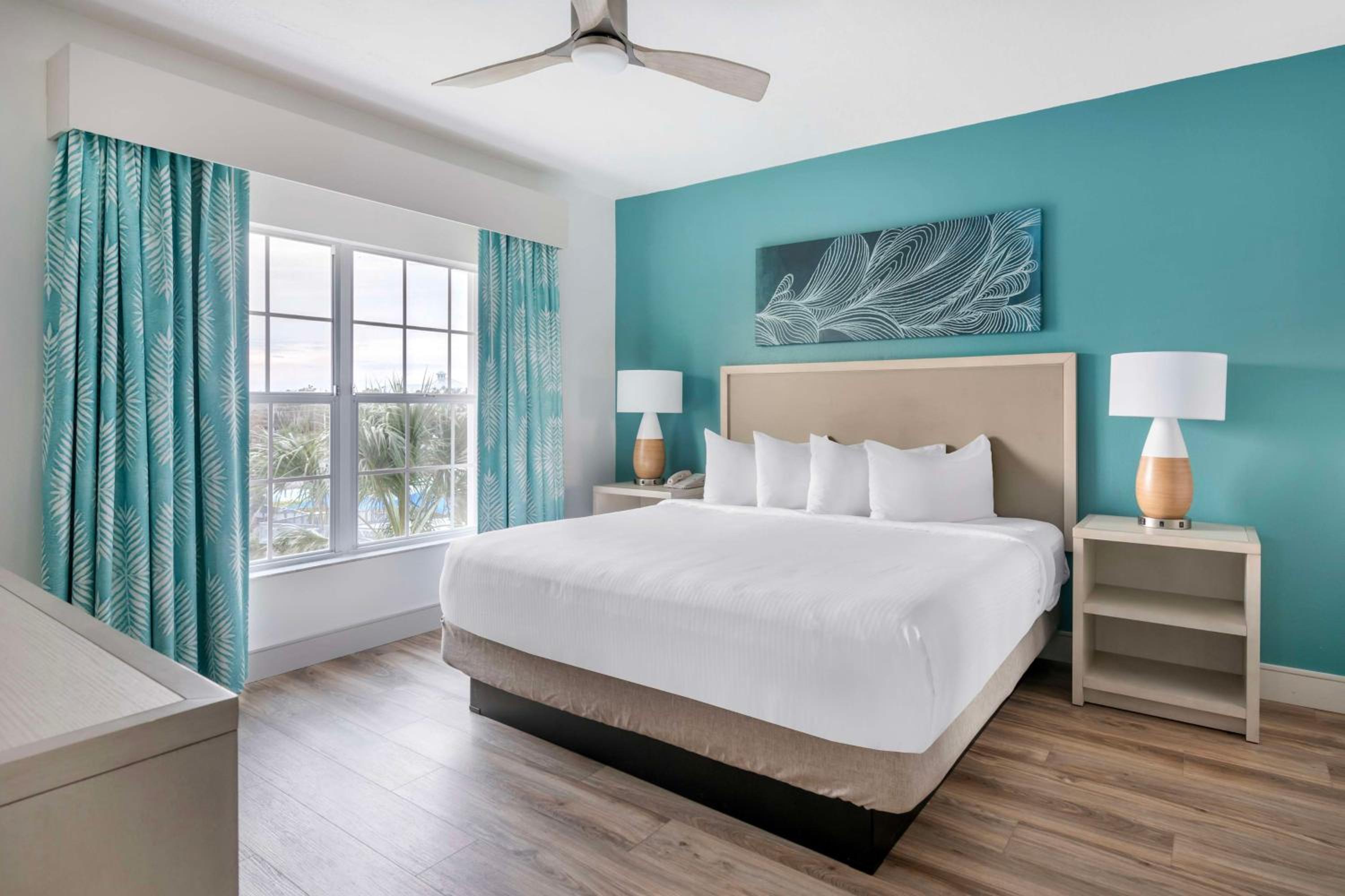 Three-Bedroom King Suite with One Queen and Two Double Beds
