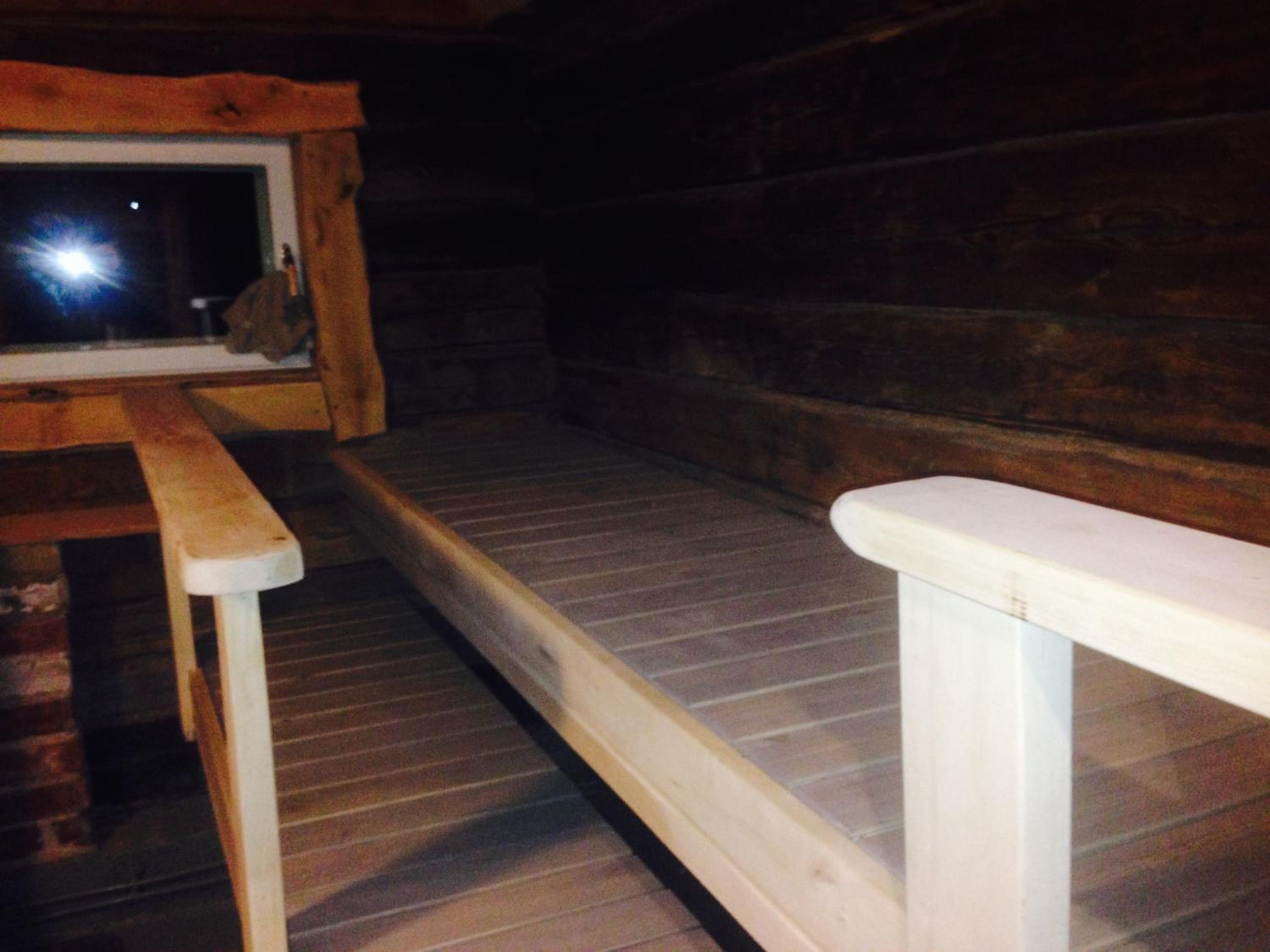 Small Economy Cottage (2 Adults + 2 Children) photo 3